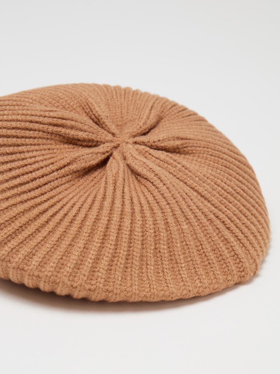 French beret with ribbed knit_2