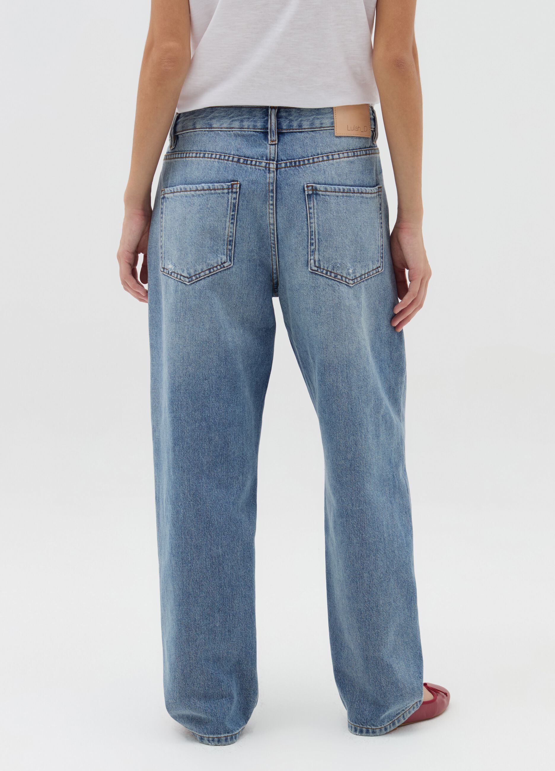 Slouchy-fit jeans with fading