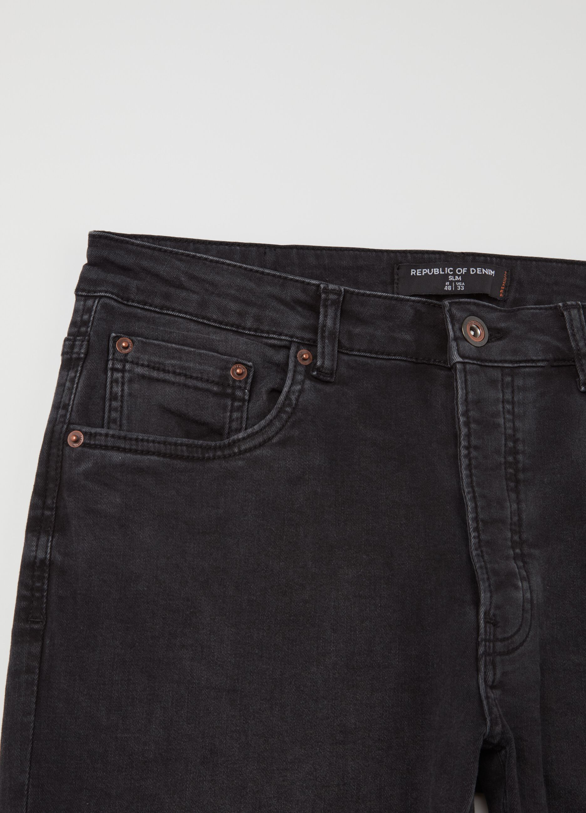 Slim-fit premium jeans in DualFX cotton