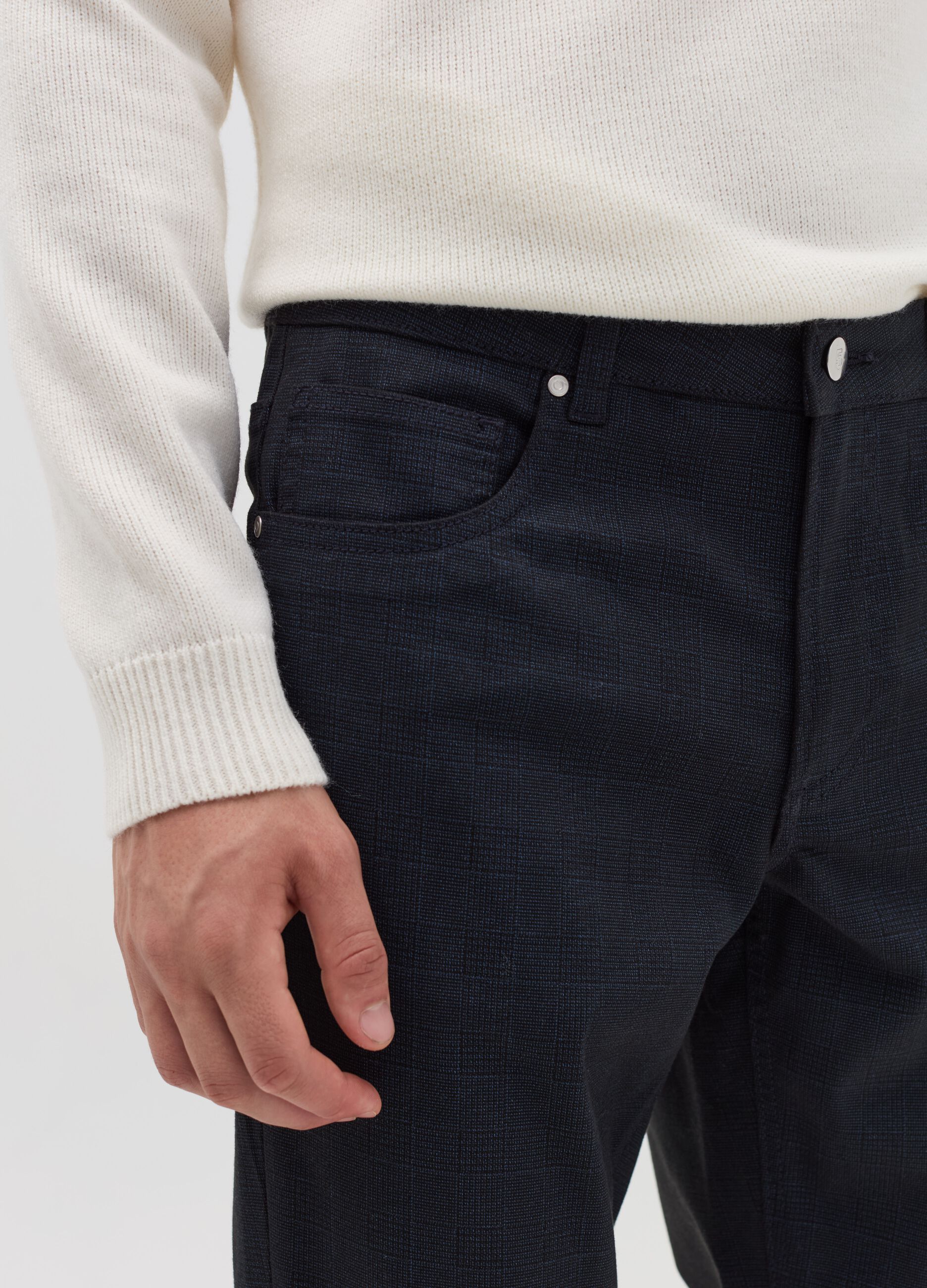 Five-pocket trousers in Prince of Wales fabric