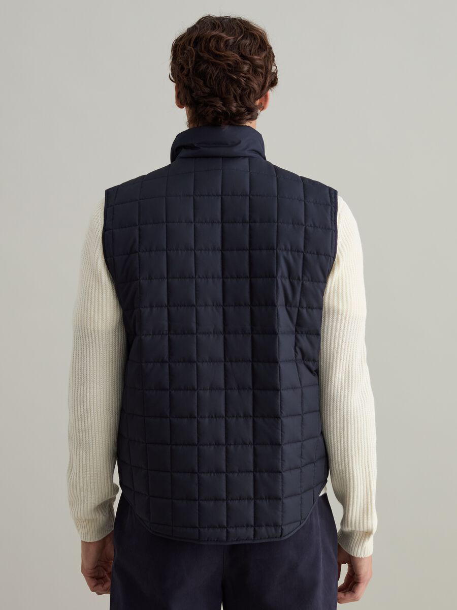 Contemporary gilet with ripstop weave_3