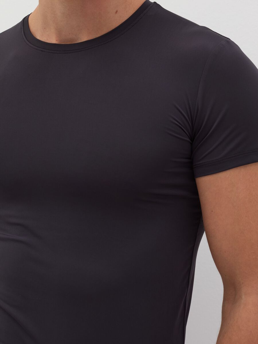 Two-pack stretch microfibre undershirts_2