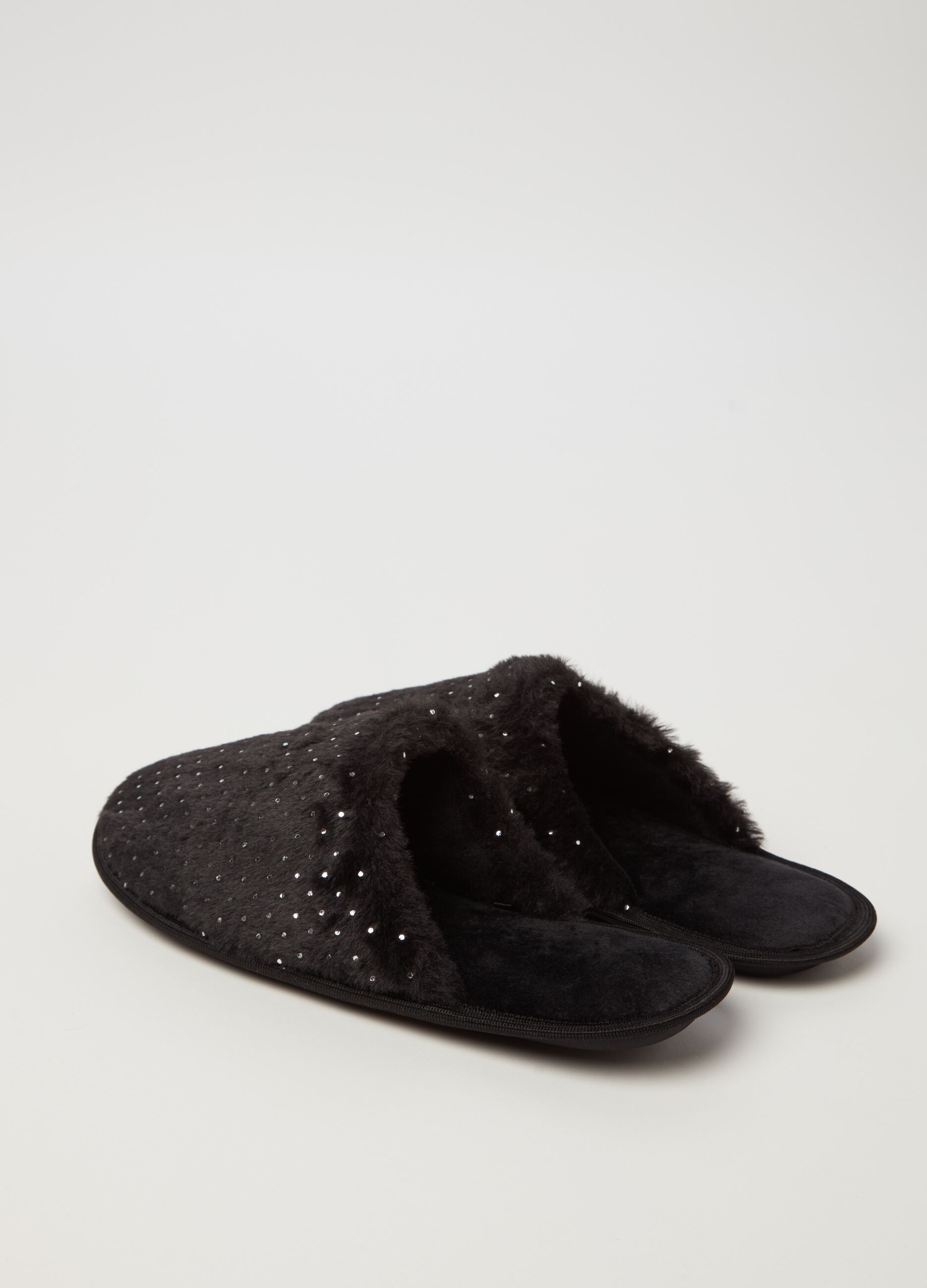 Slippers with diamantés