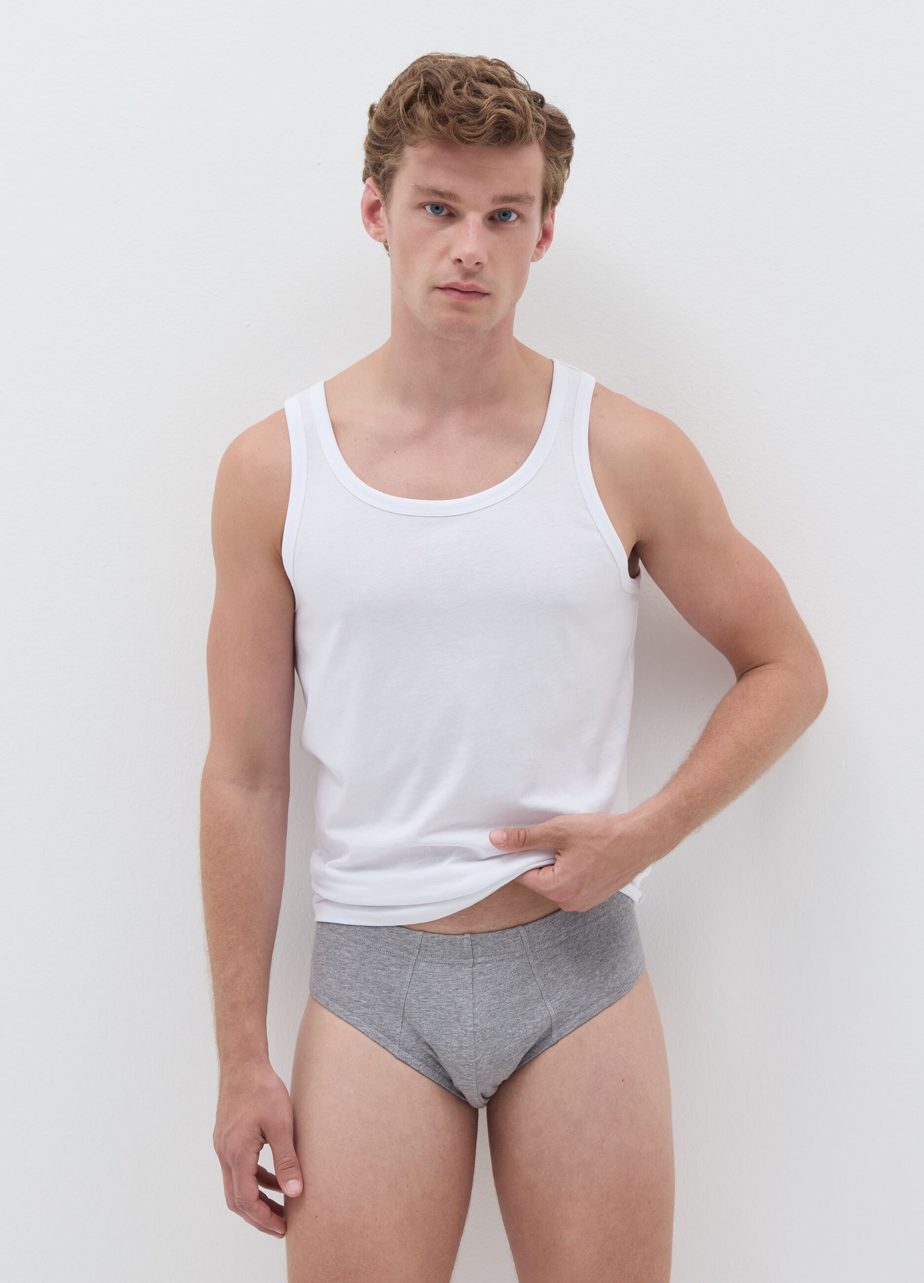 Three-pack briefs in stretch organic cotton