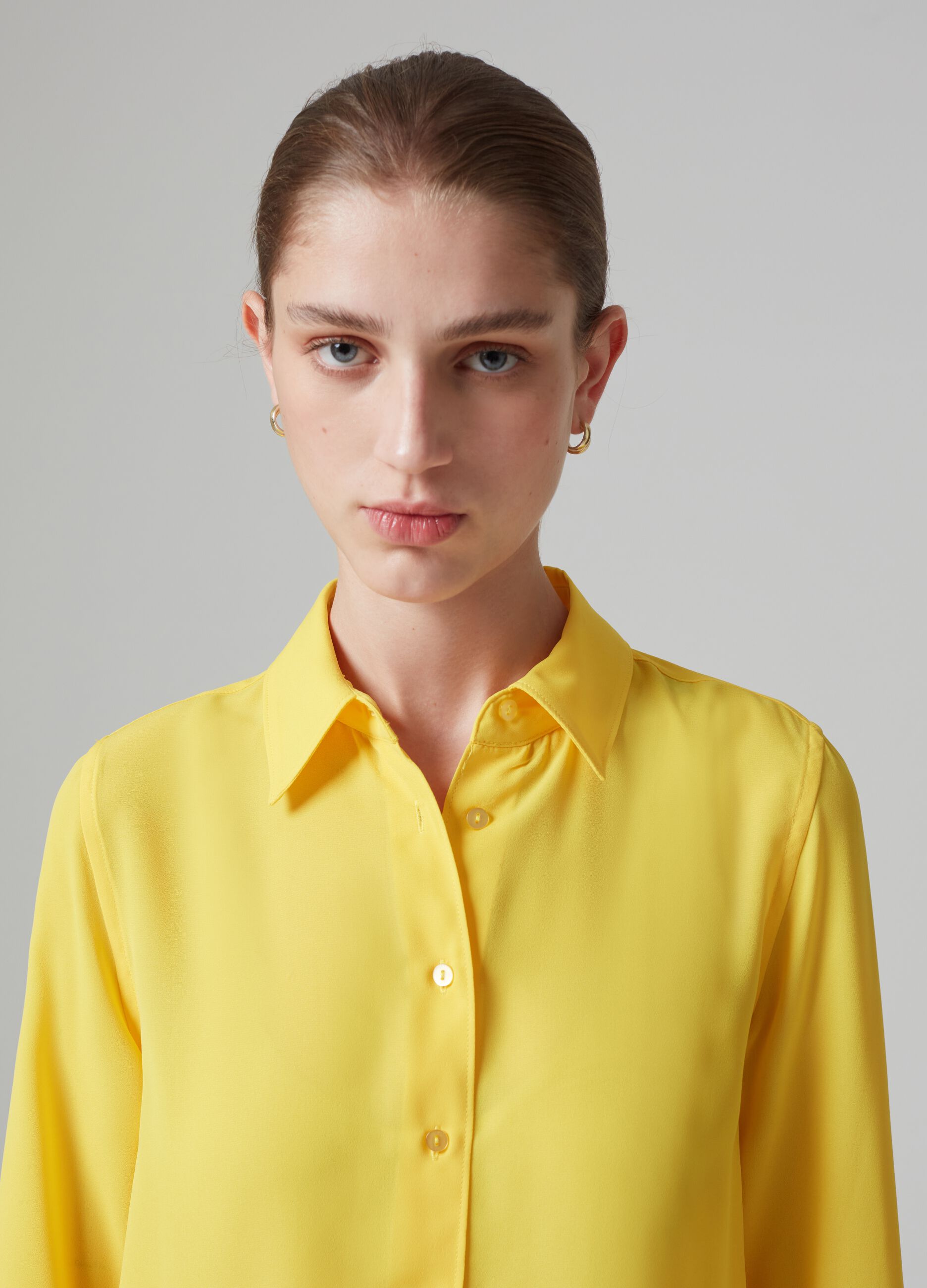 Solid colour crêpe shirt