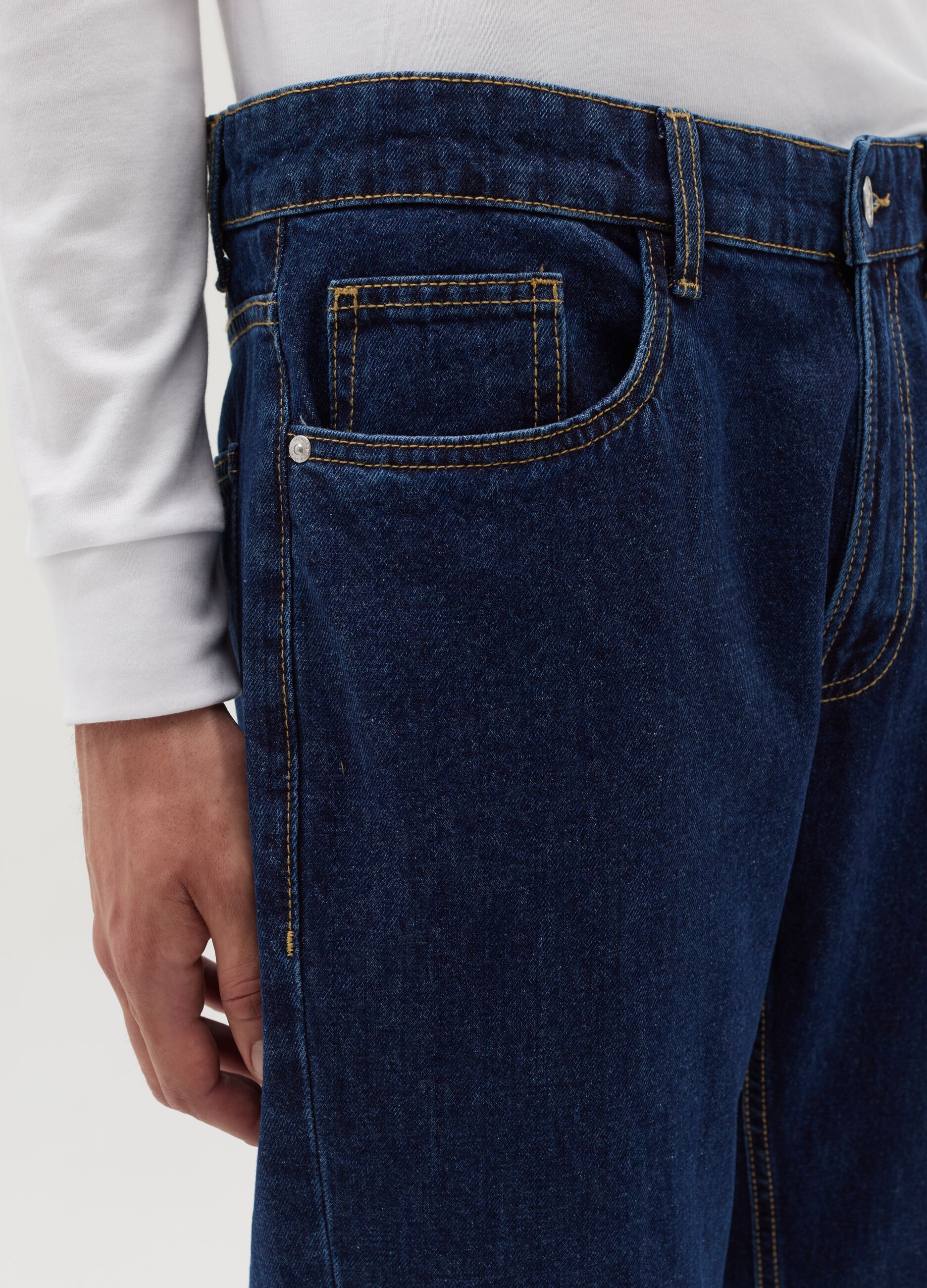 Regular-fit jeans with five pockets