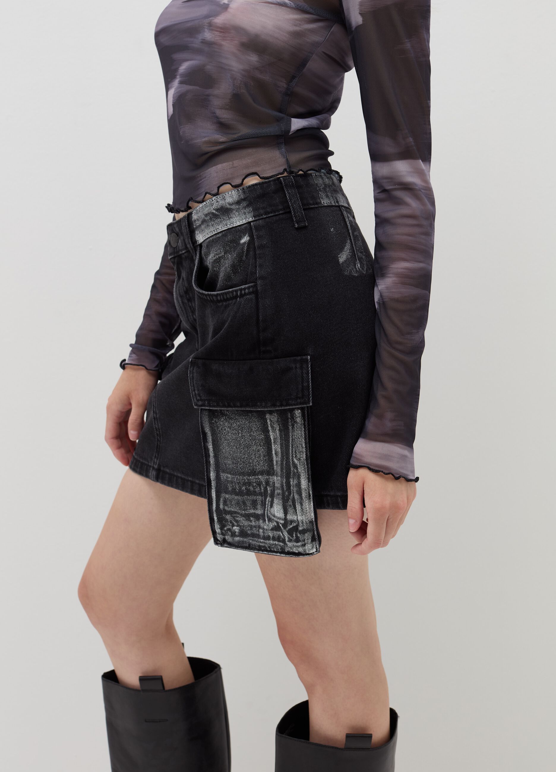 Cargo miniskirt in denim