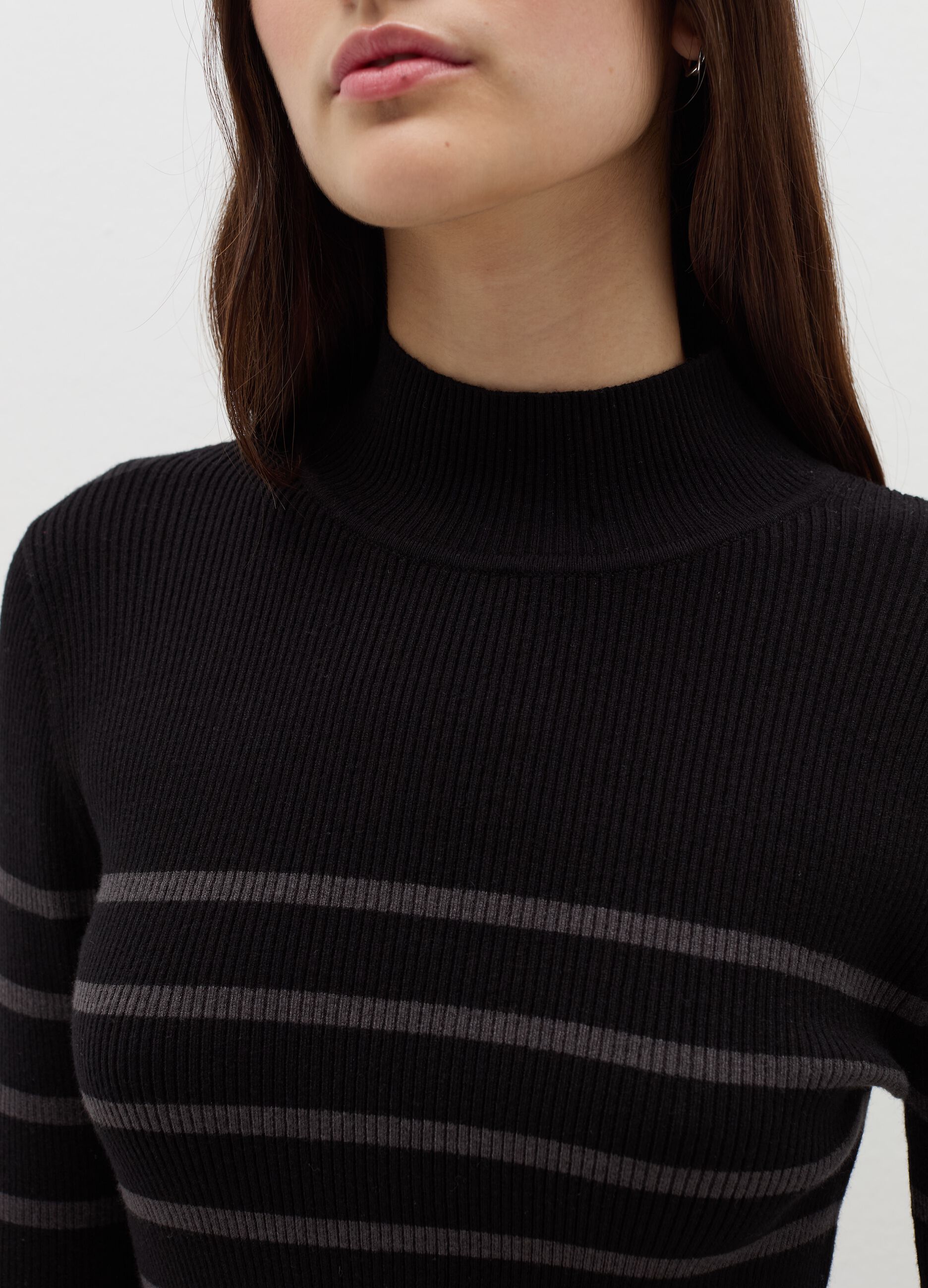 Pullover with striped mock neck