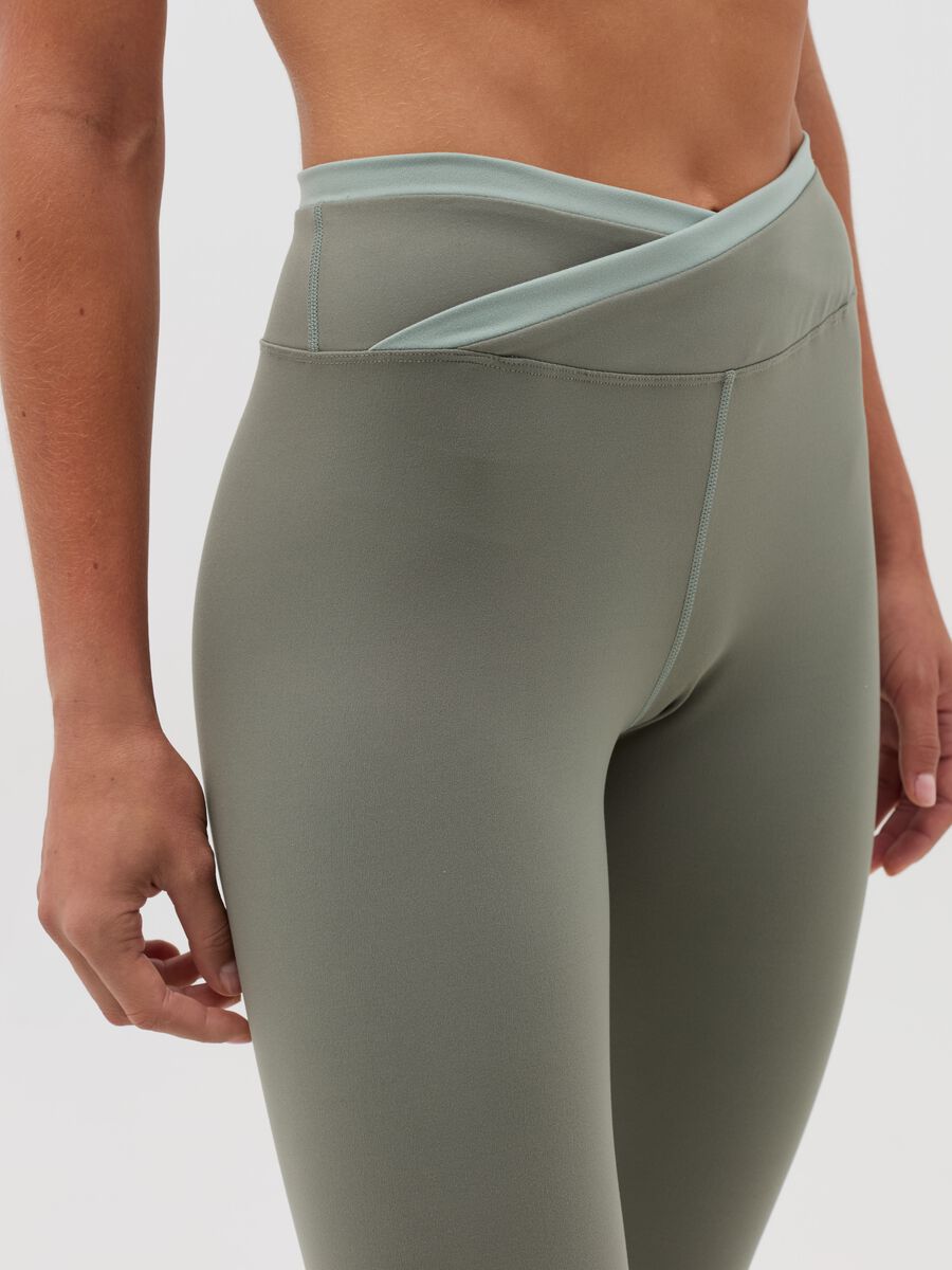 Leggings with contrasting edging_2