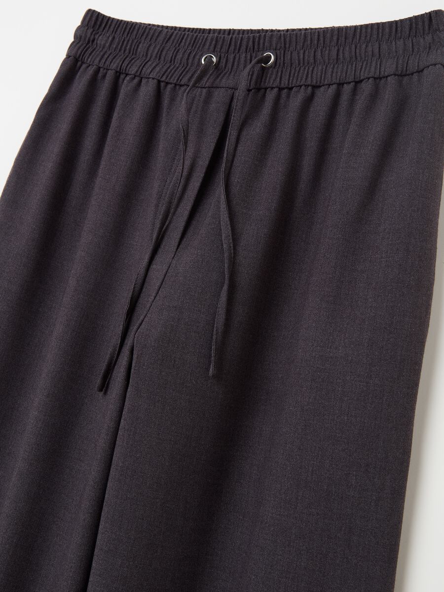 Relaxed-fit trousers with drawstring_5