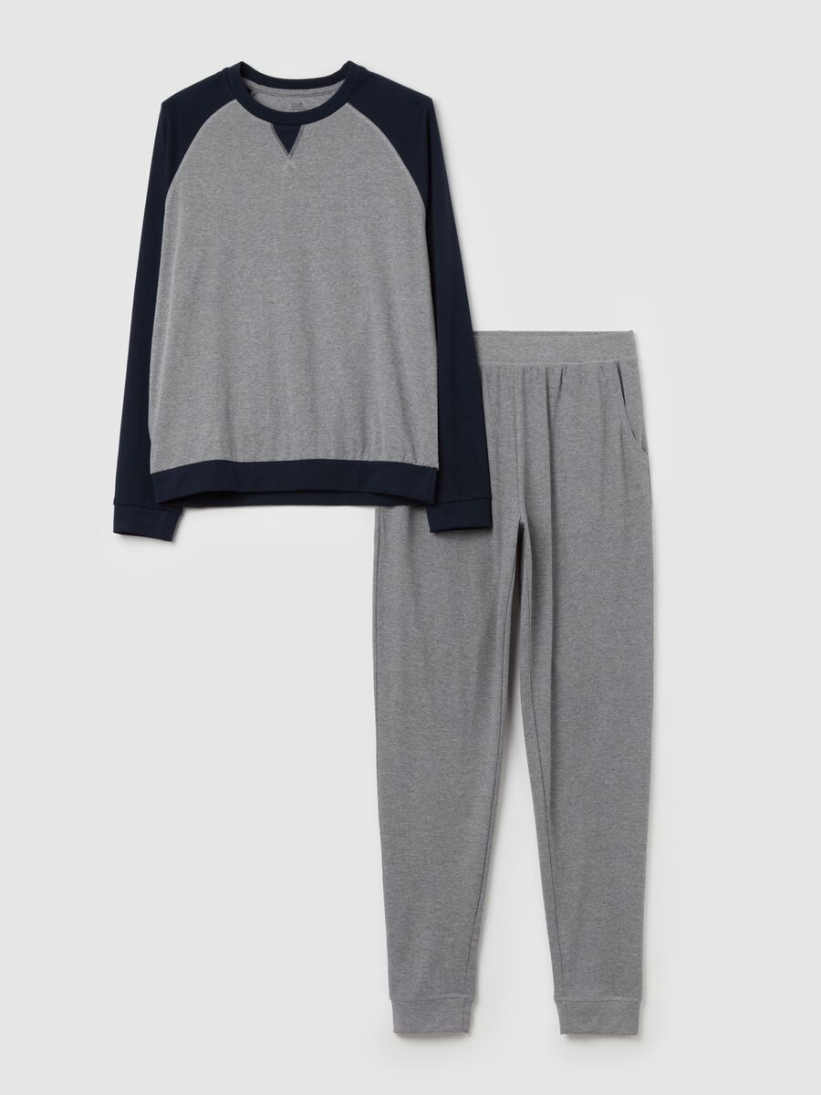 Full-length pyjamas with raglan sleeves_4