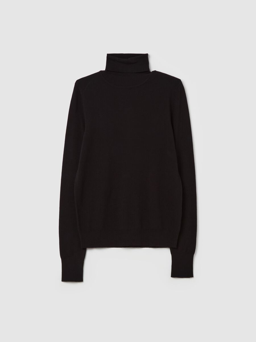 Pullover with high neck_4