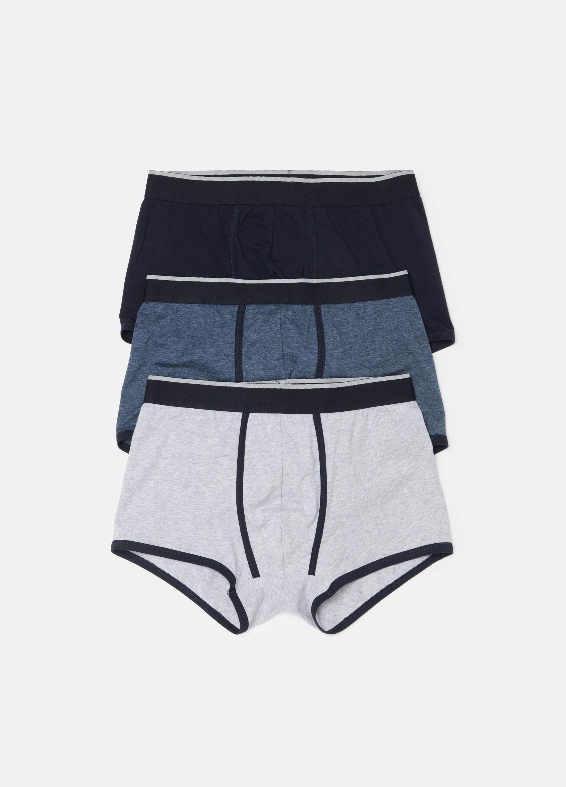 Three-pack boxer shorts with contrasting piping