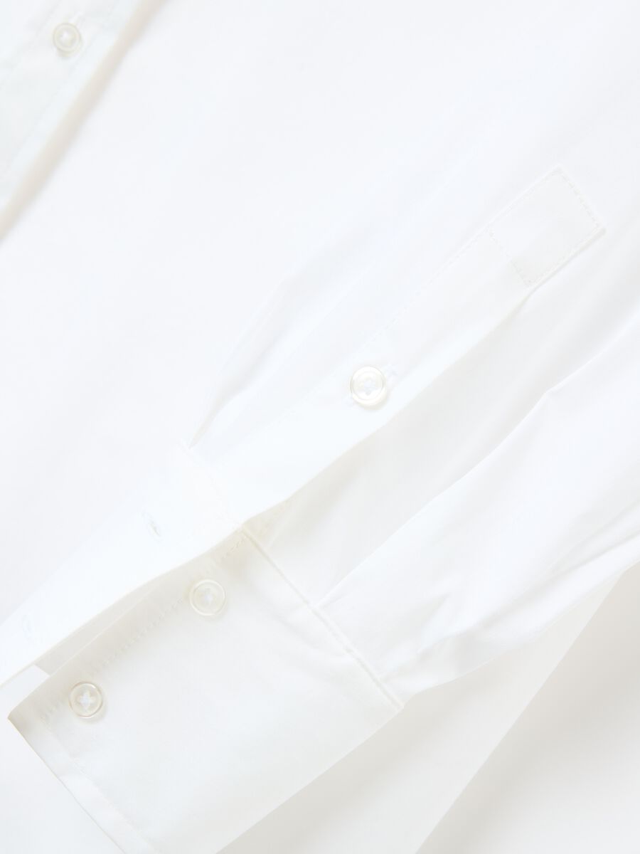 Curvy shirt in poplin_5