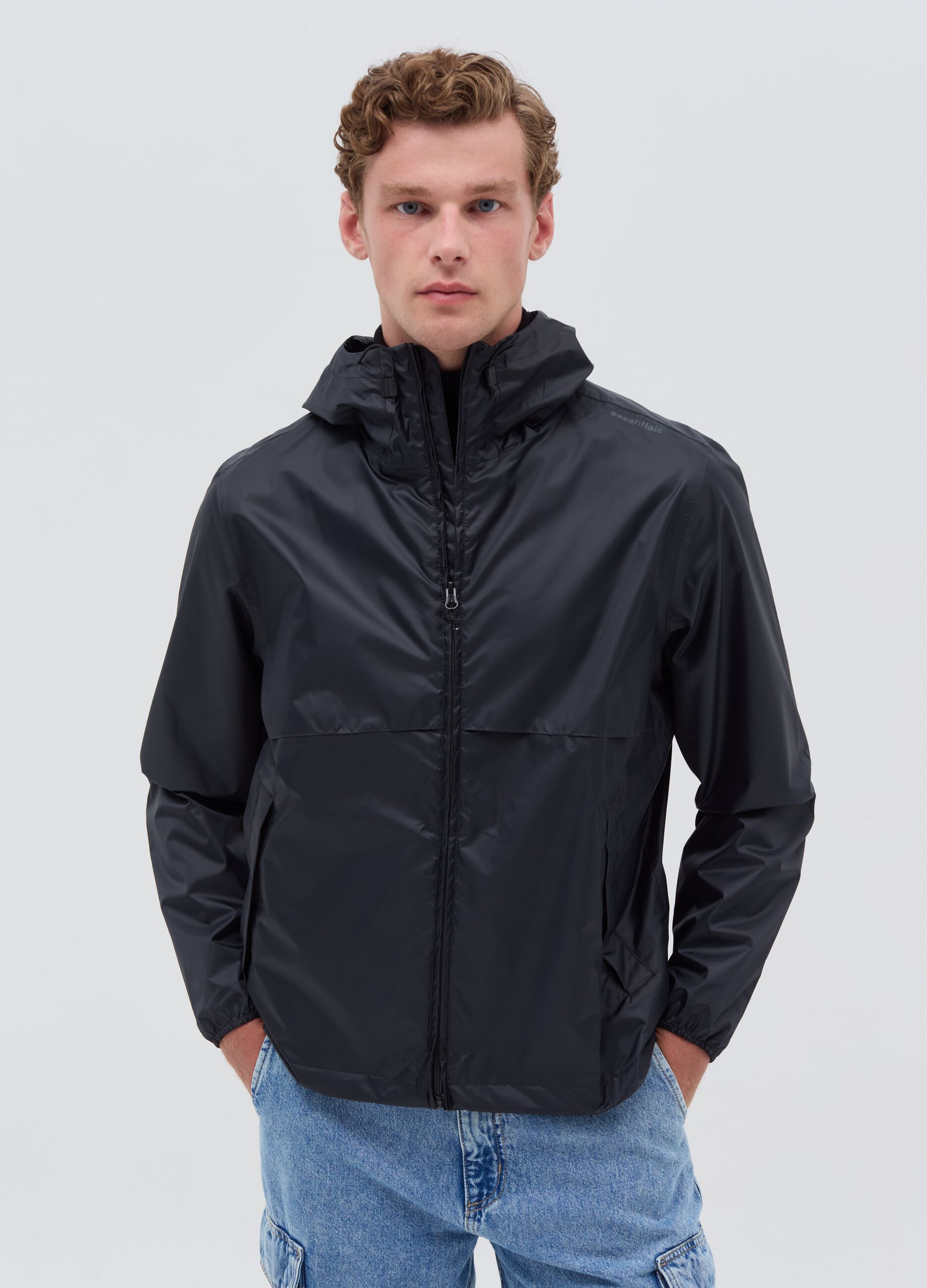 Essential waterproof full-zip jacket