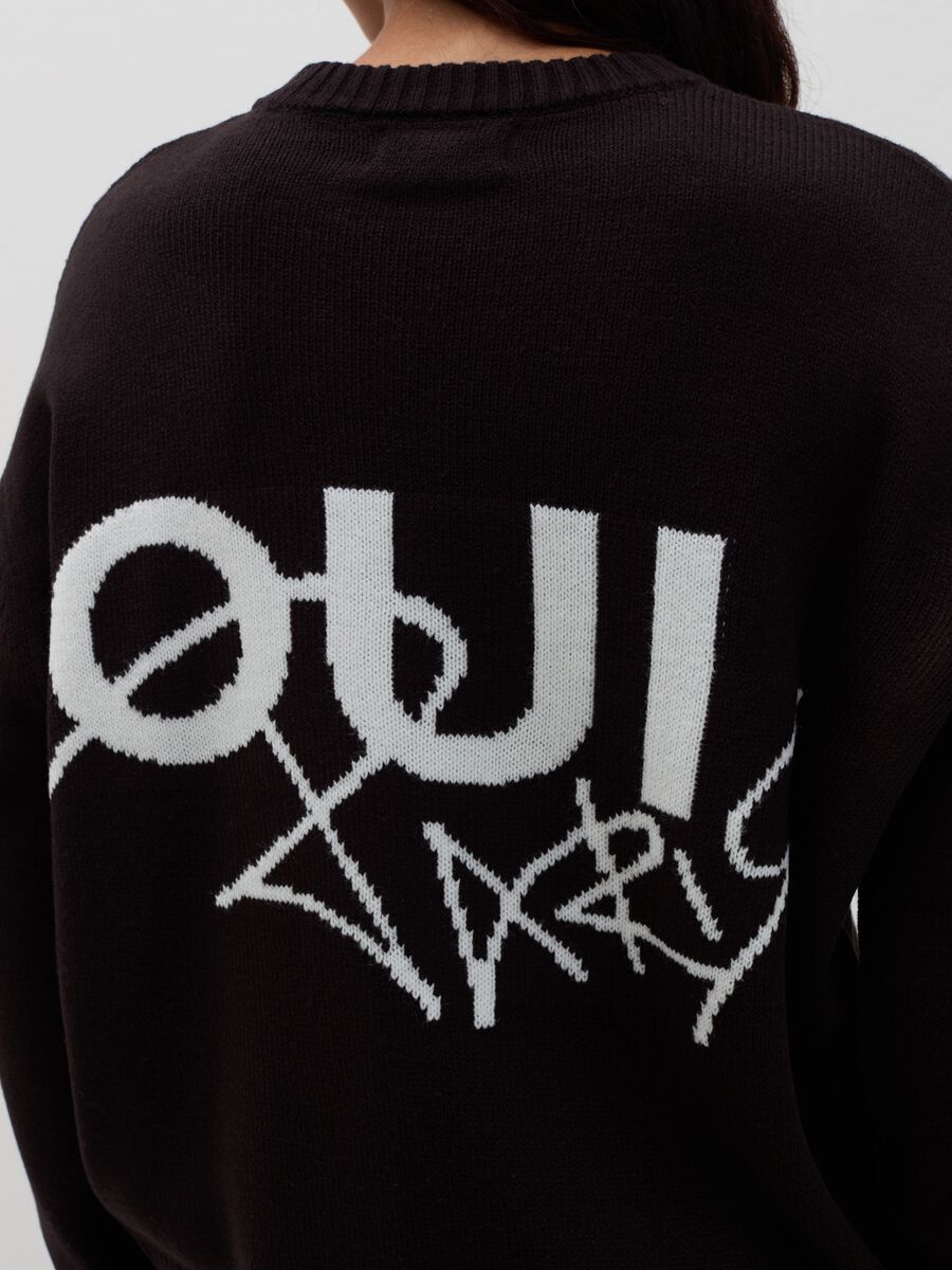 Oversized pullover with "Oui Paris" lettering_3