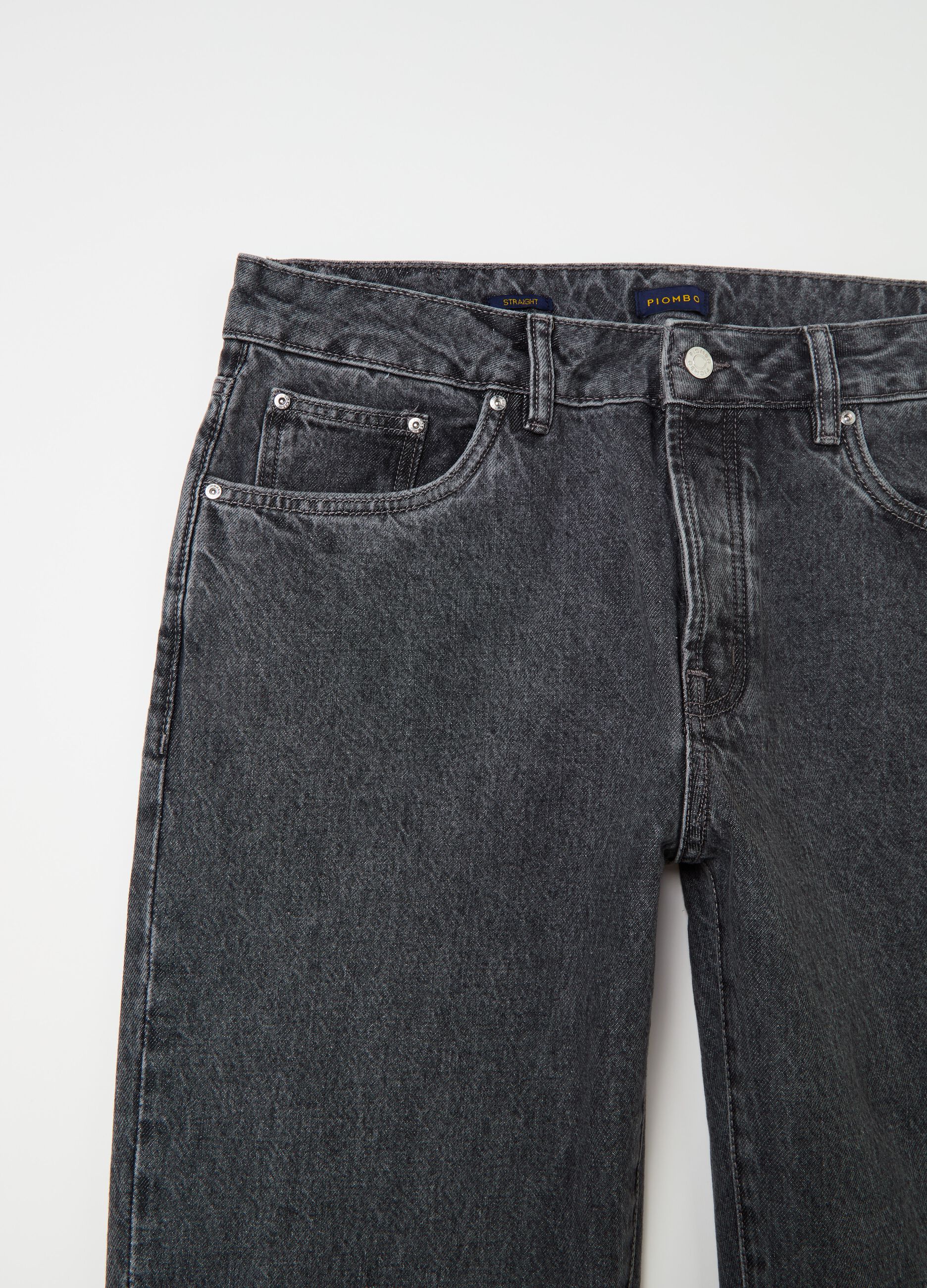 Five-pocket,straight-fit jeans