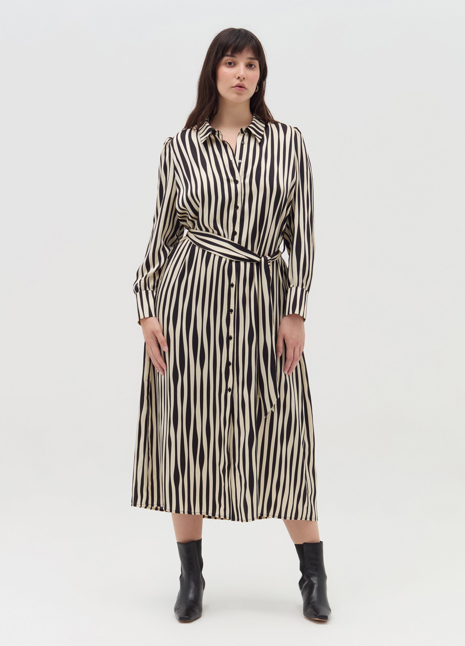 Curvy long shirt dress with stripes