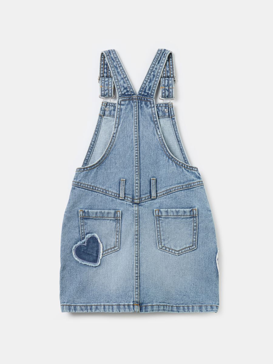 Pinafore in denim with heart embroidery_1