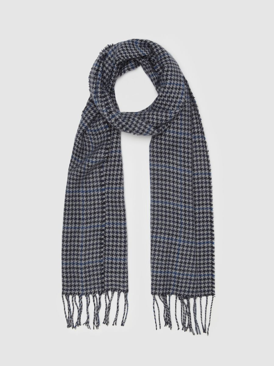 Houndstooth scarf with fringing_0