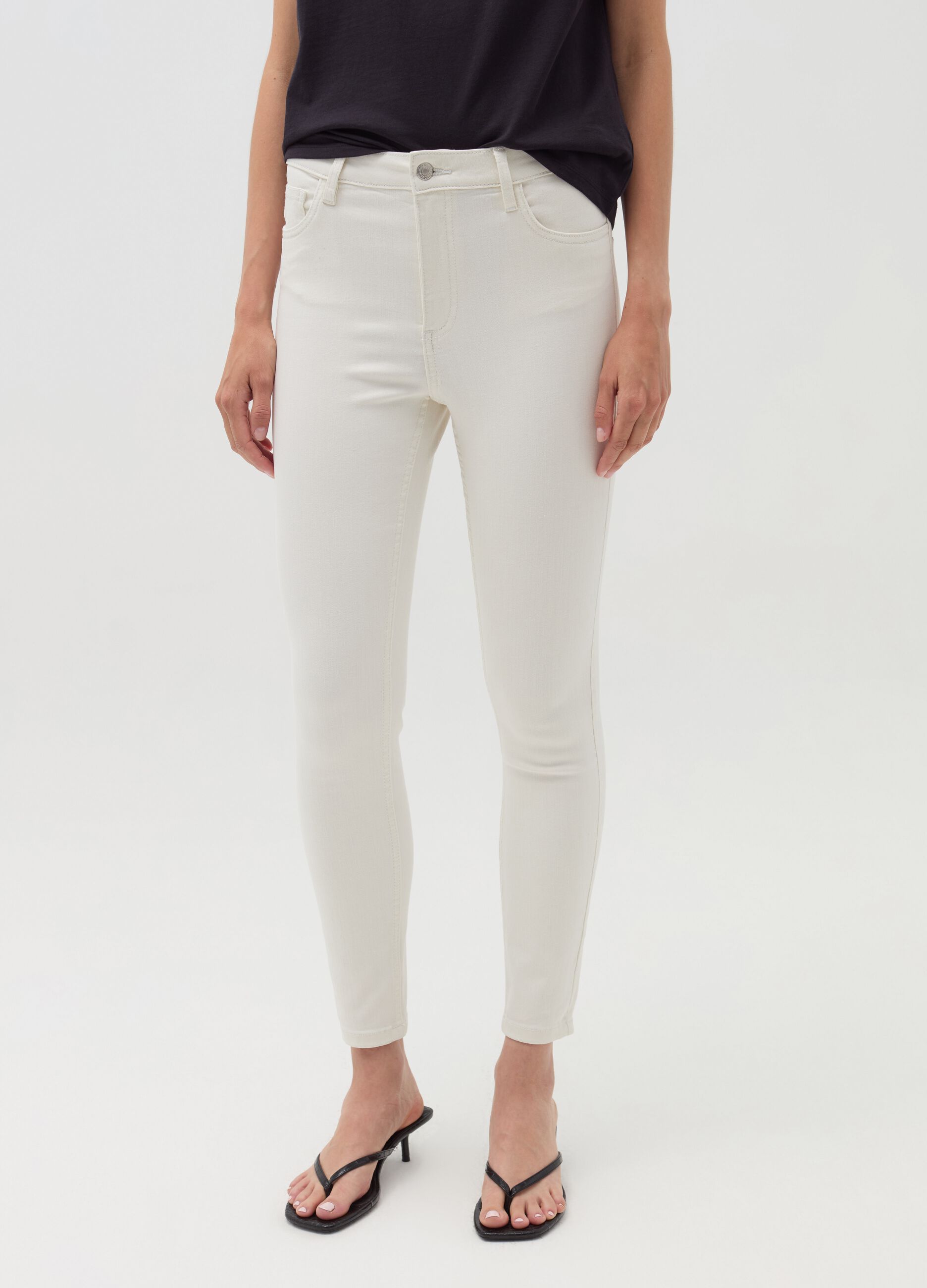 Skinny-fit crop jeans