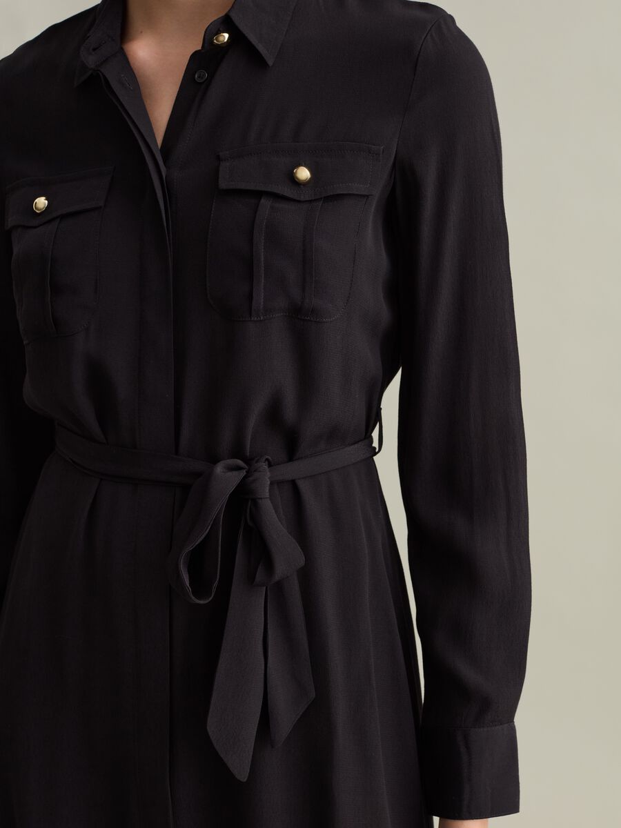 Contemporary shirt dress with belt_3