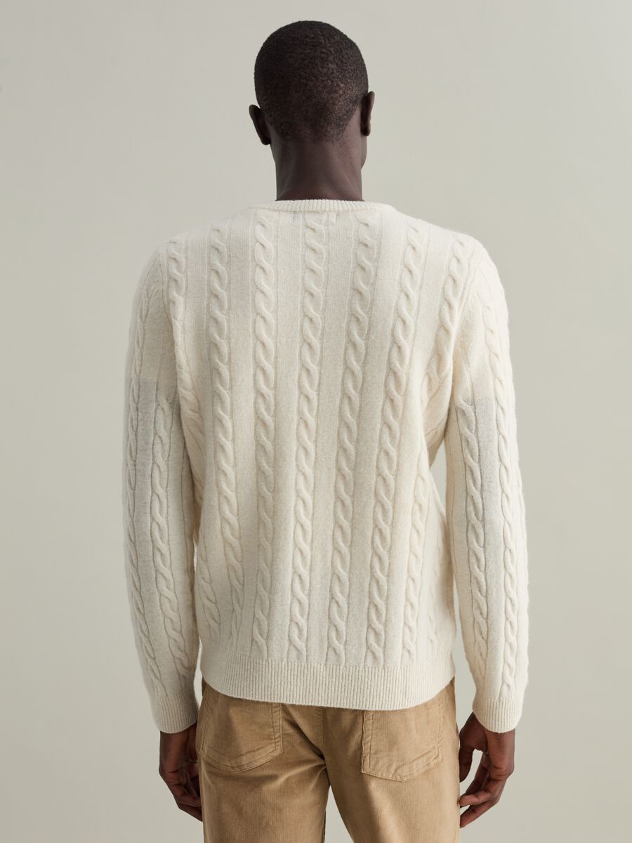 Pullover in cable-knit lambswool_3