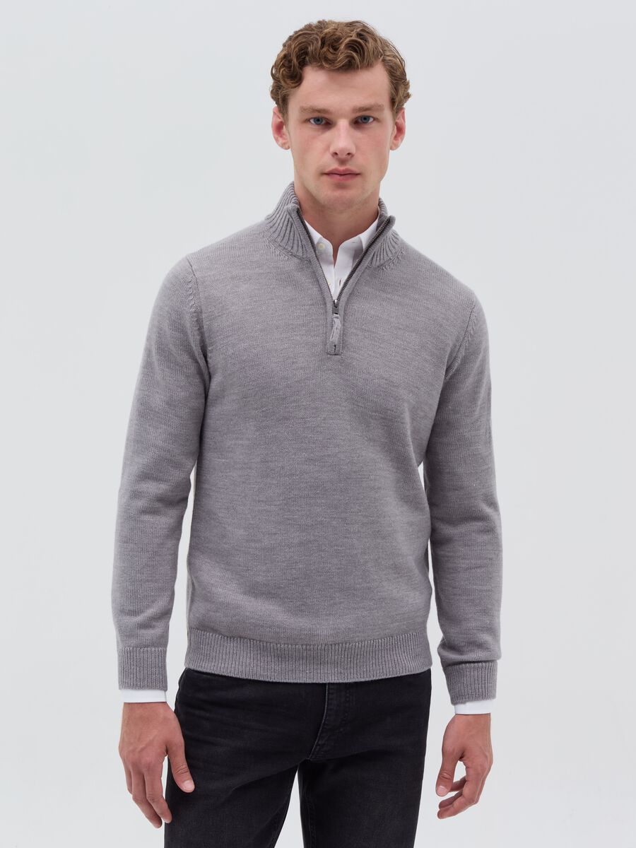 Pullover with half-zip neckline_1