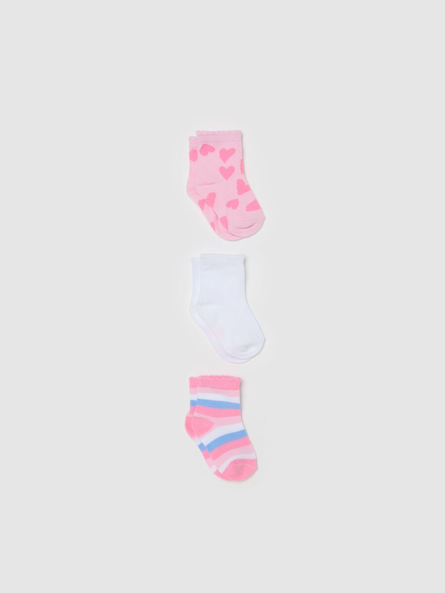 Three-pair pack stretch socks with hearts design_1