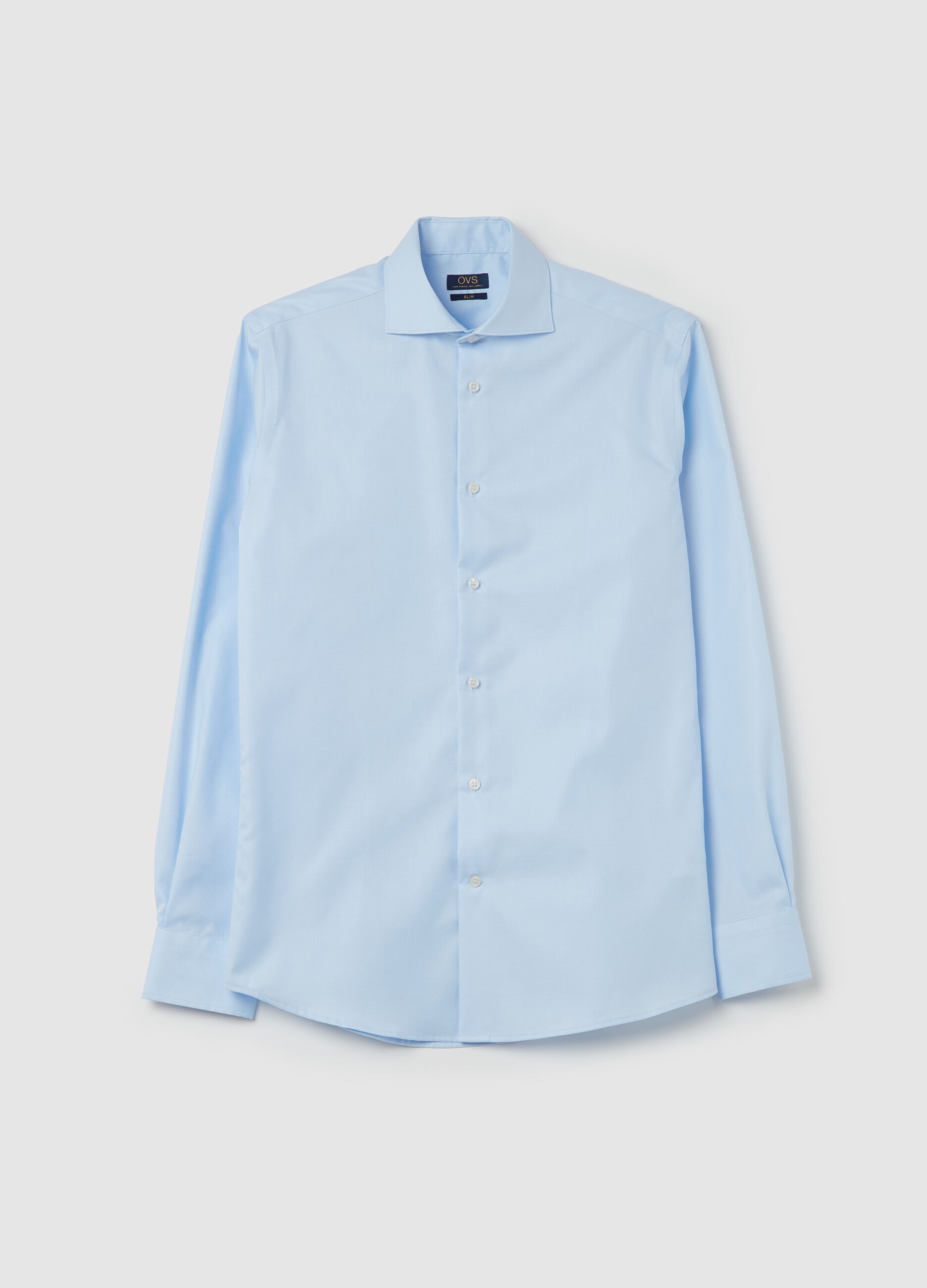 Slim-fit shirt with cut-away collar