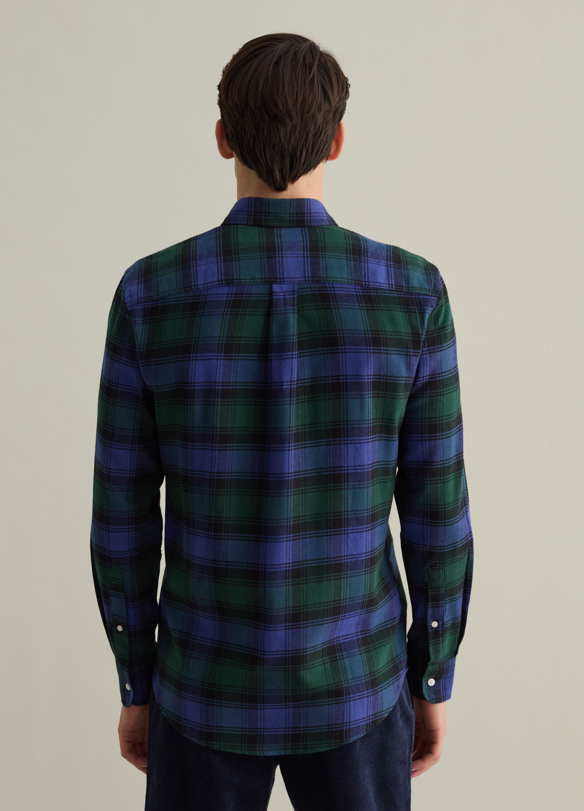 Flannel shirt with check pattern and button-down collar