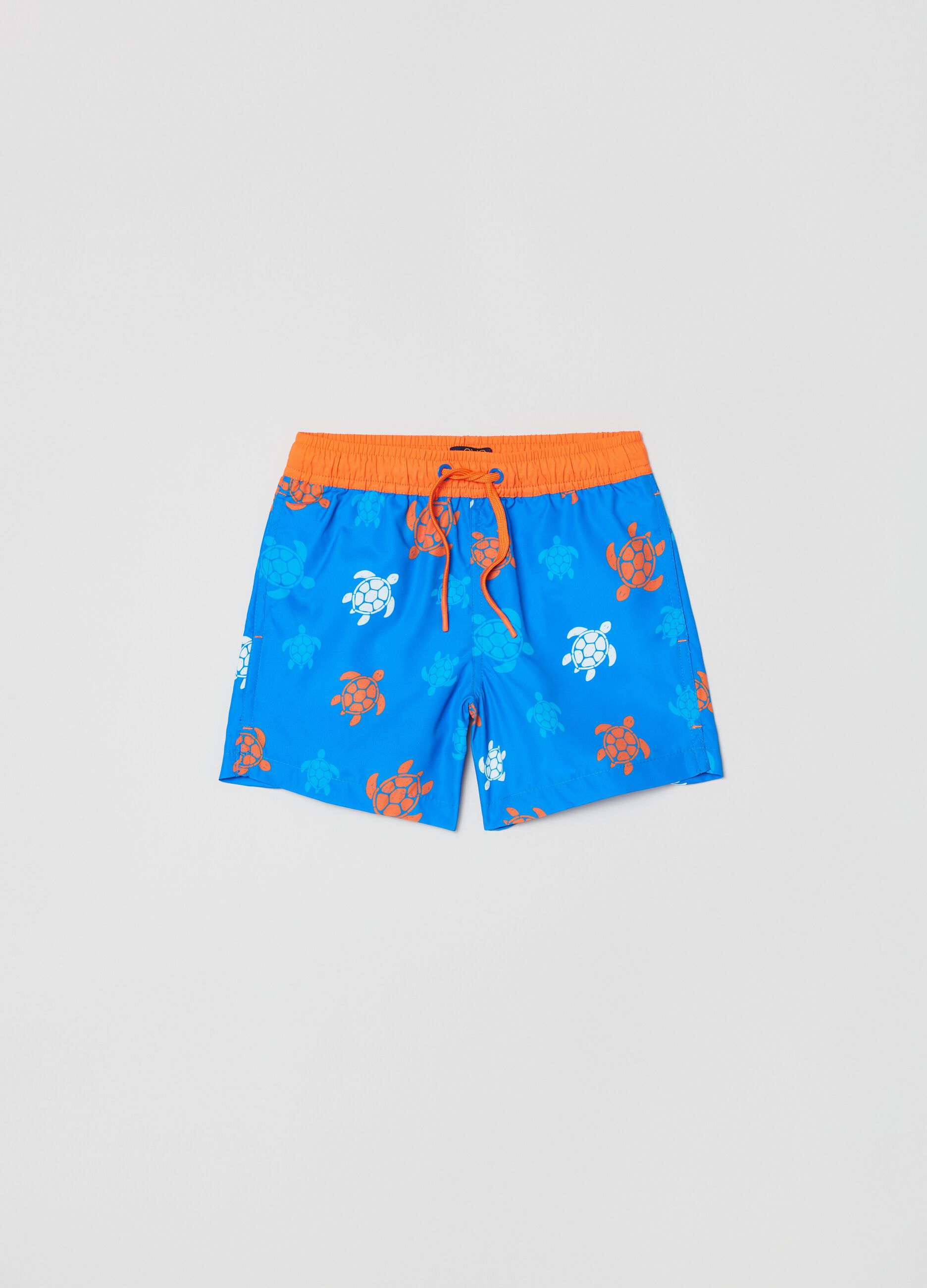Swimming trunks with turtles print