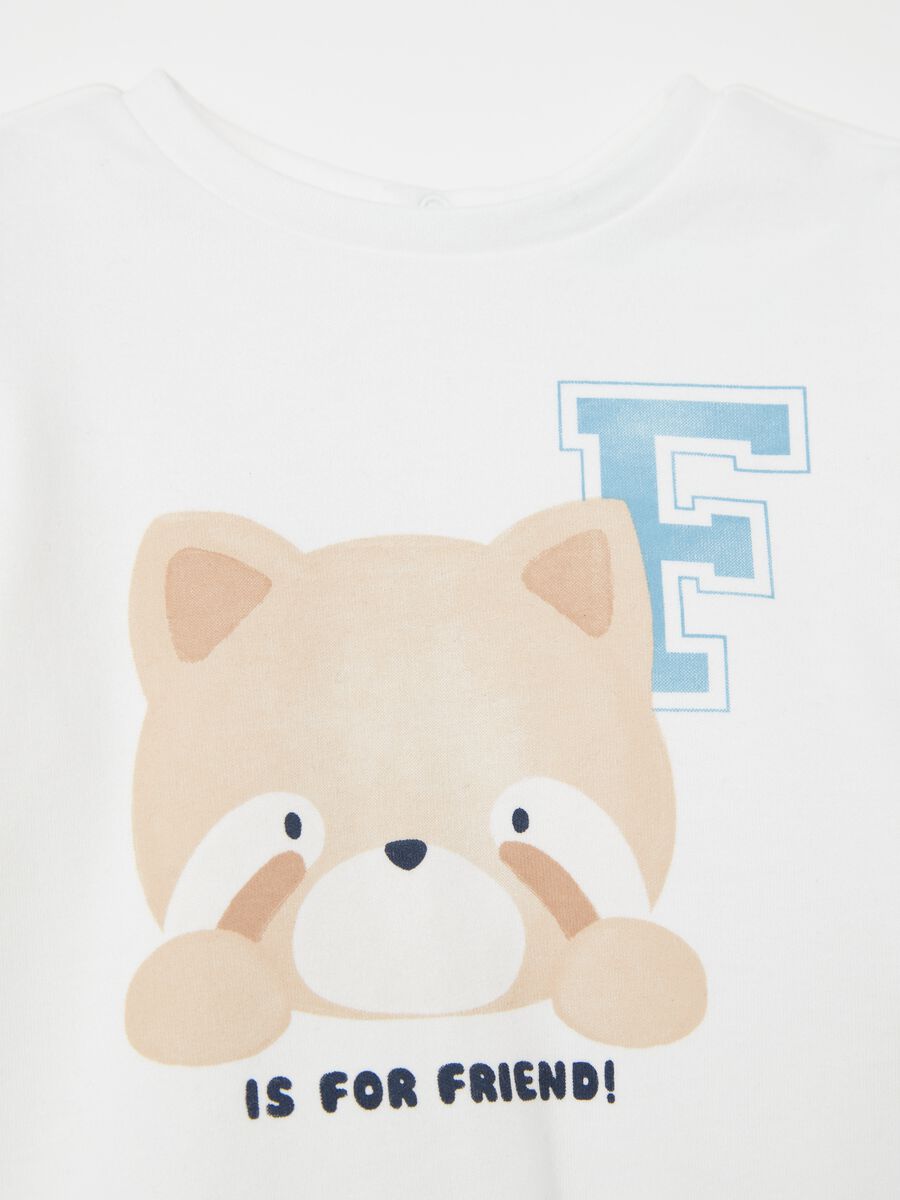 Organic cotton T-shirt with "F is for friend!" print_2