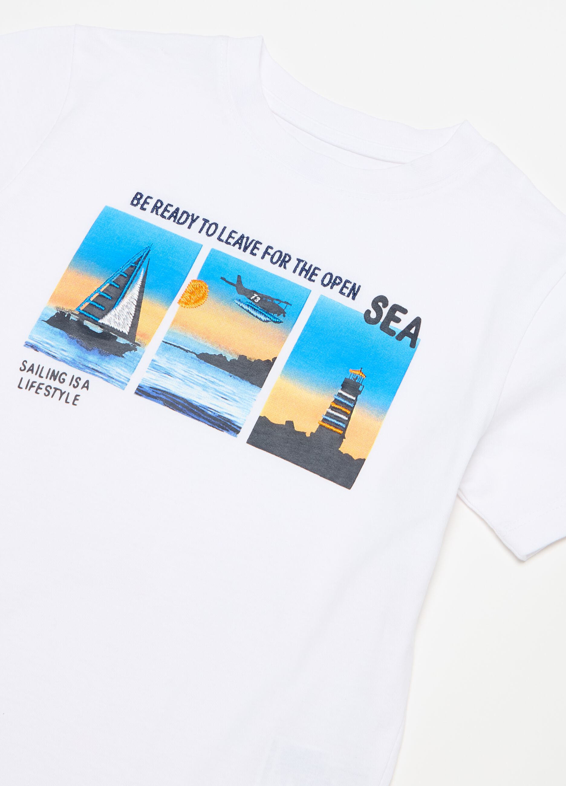 T-shirt stampa sailing con ricami