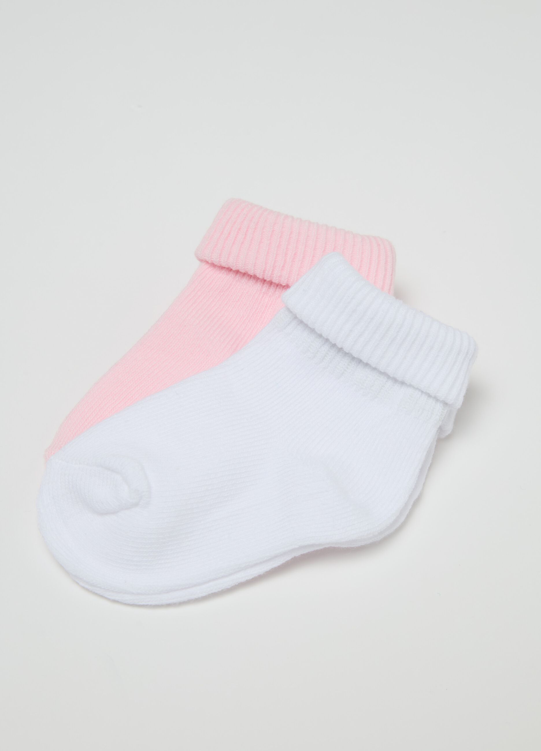 Three-pair pack stretch socks with turn ups