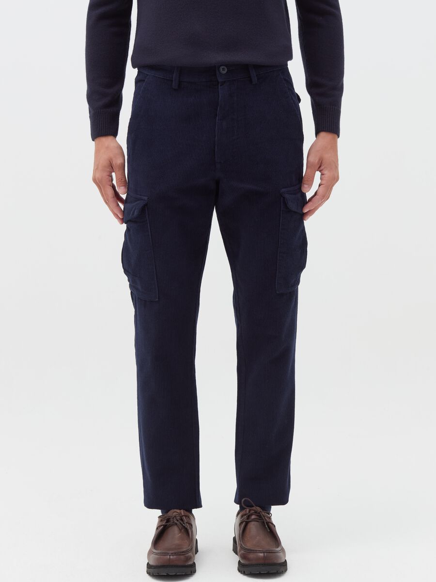 Cargo trousers in corduroy_1