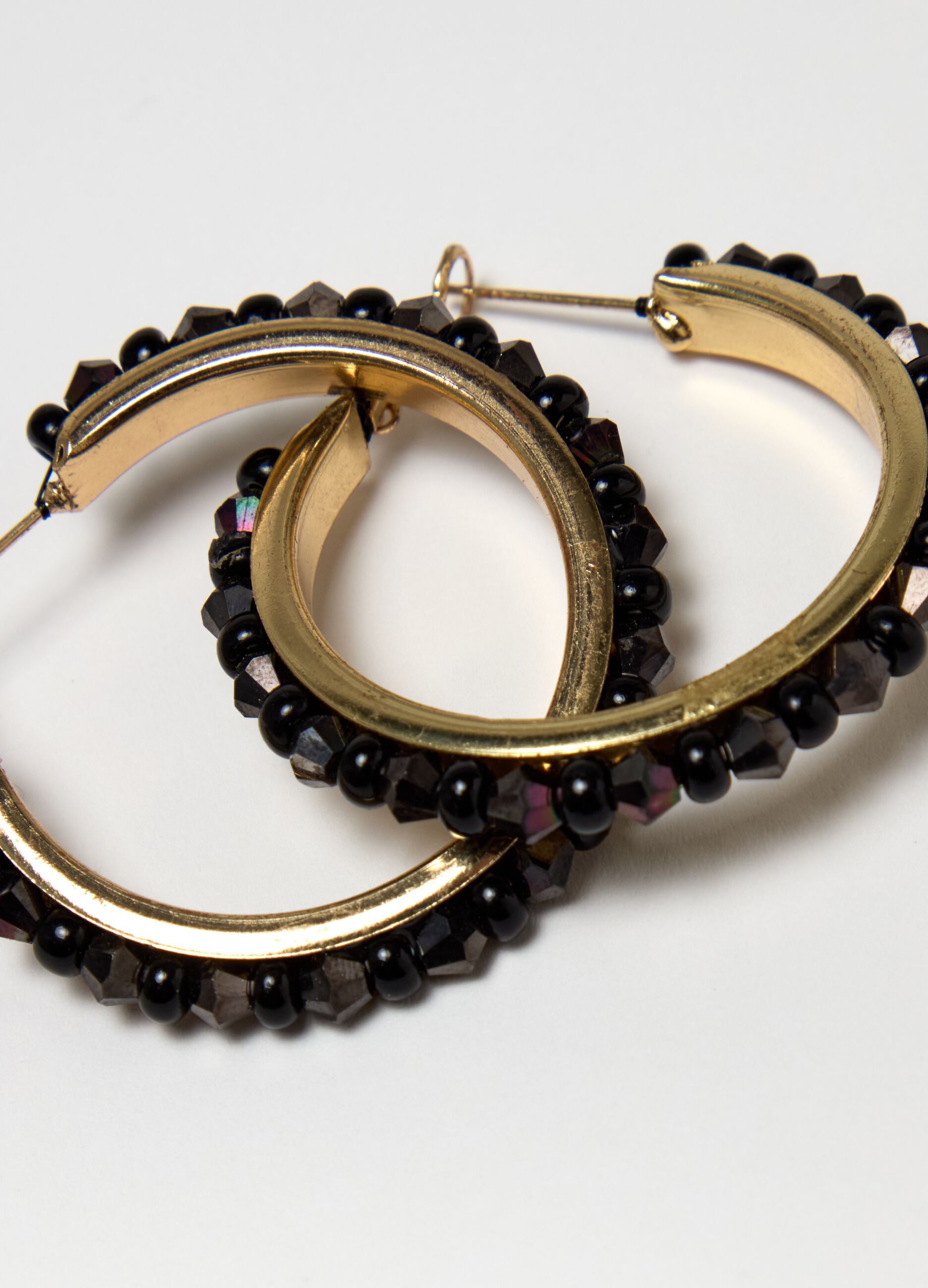 Hoop earrings with beads