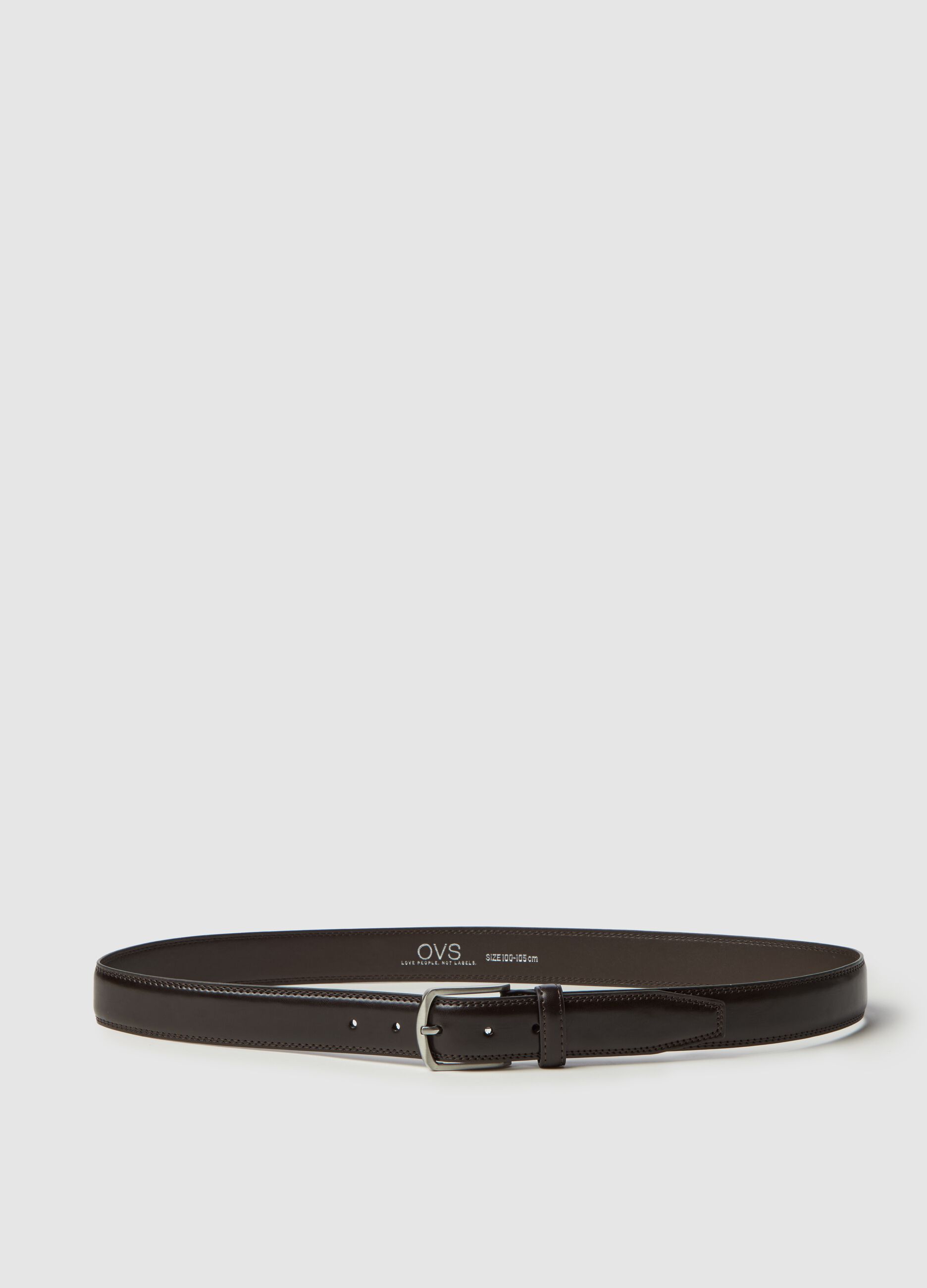 Rounded belt with metal buckle