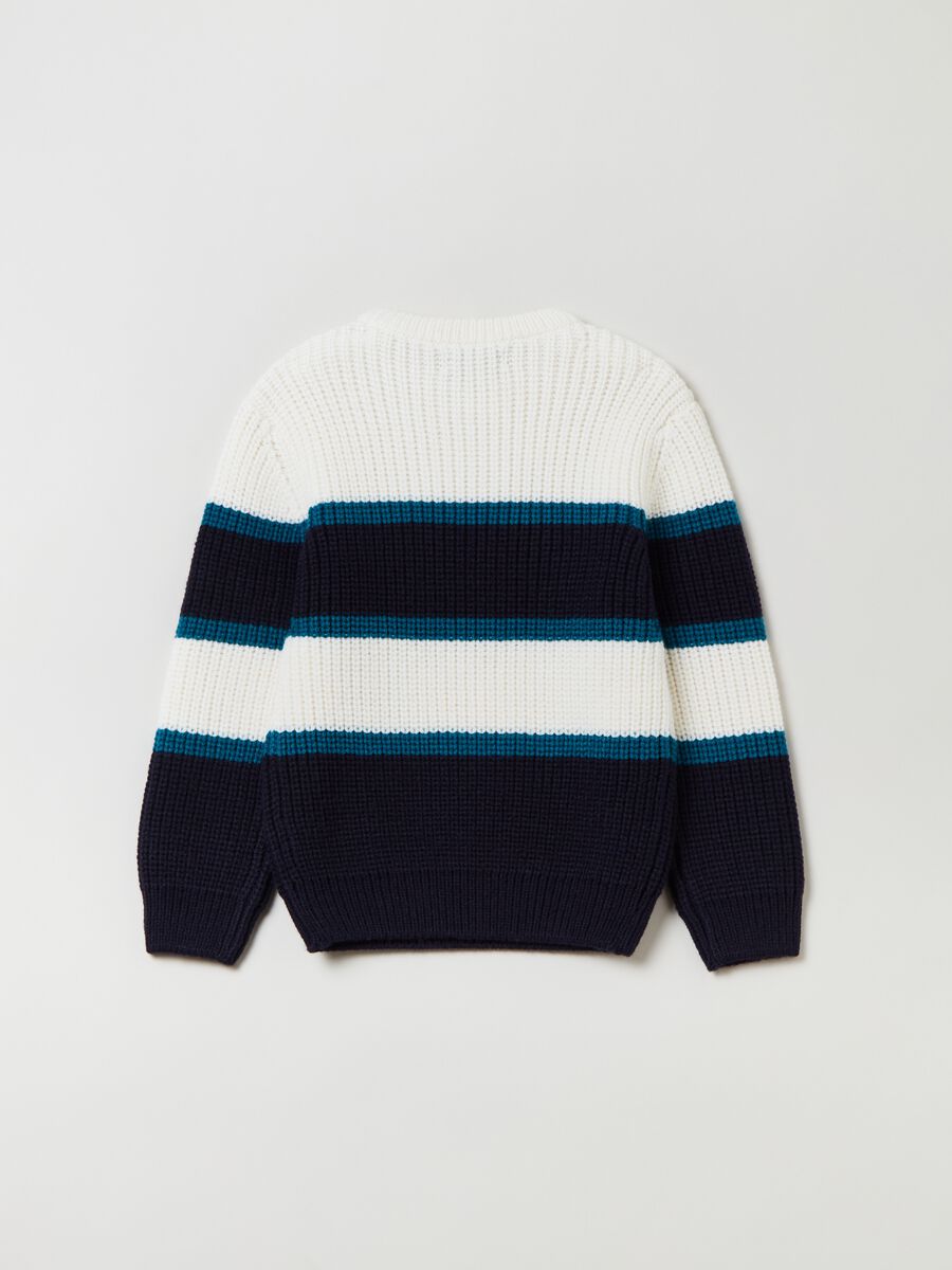 Knitted pullover with striped design_1
