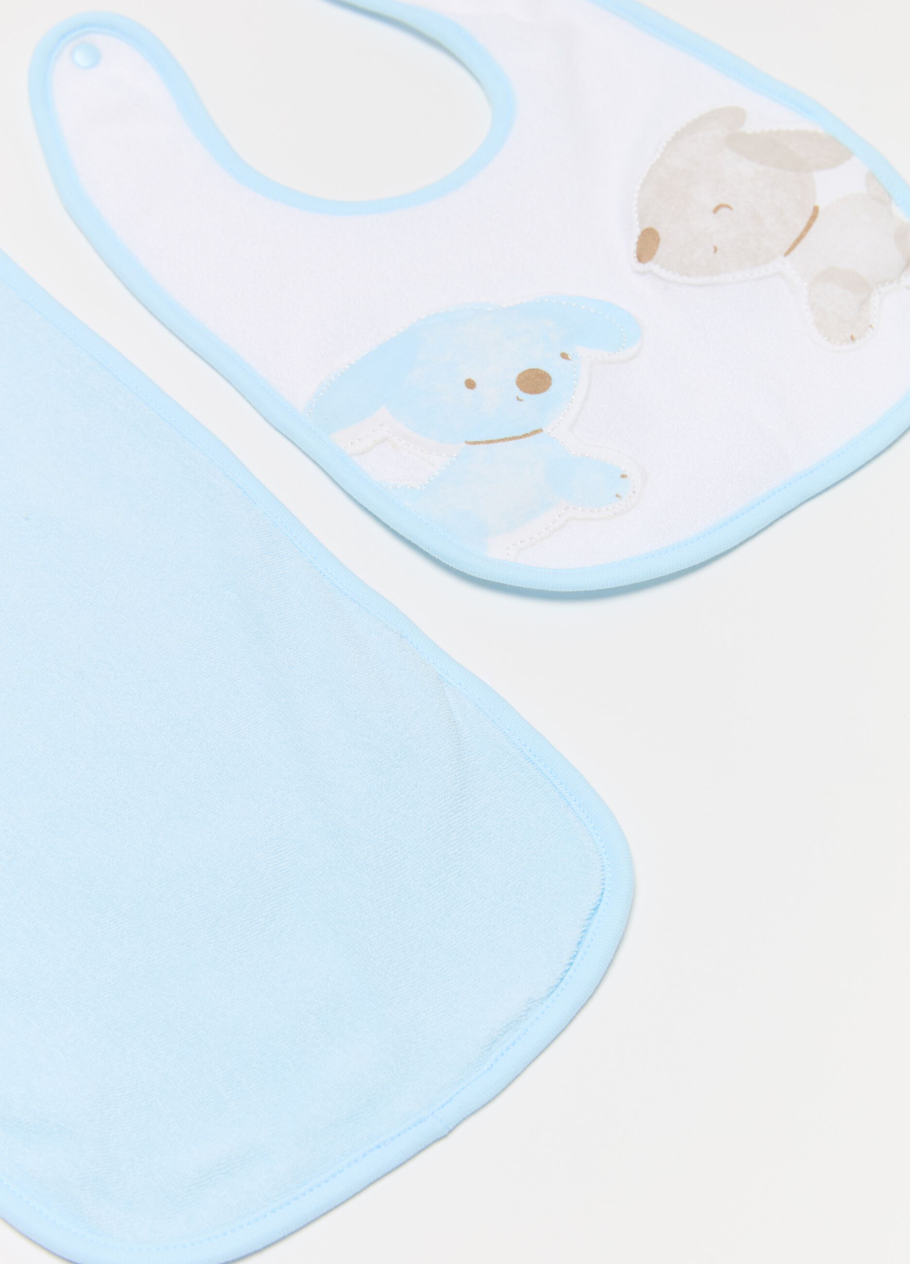 Organic cotton towel and bib set