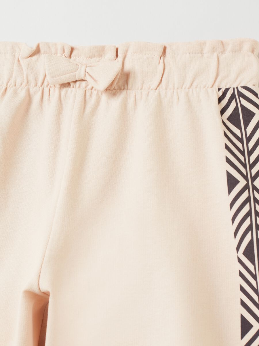 French terry shorts with contrasting bands_2