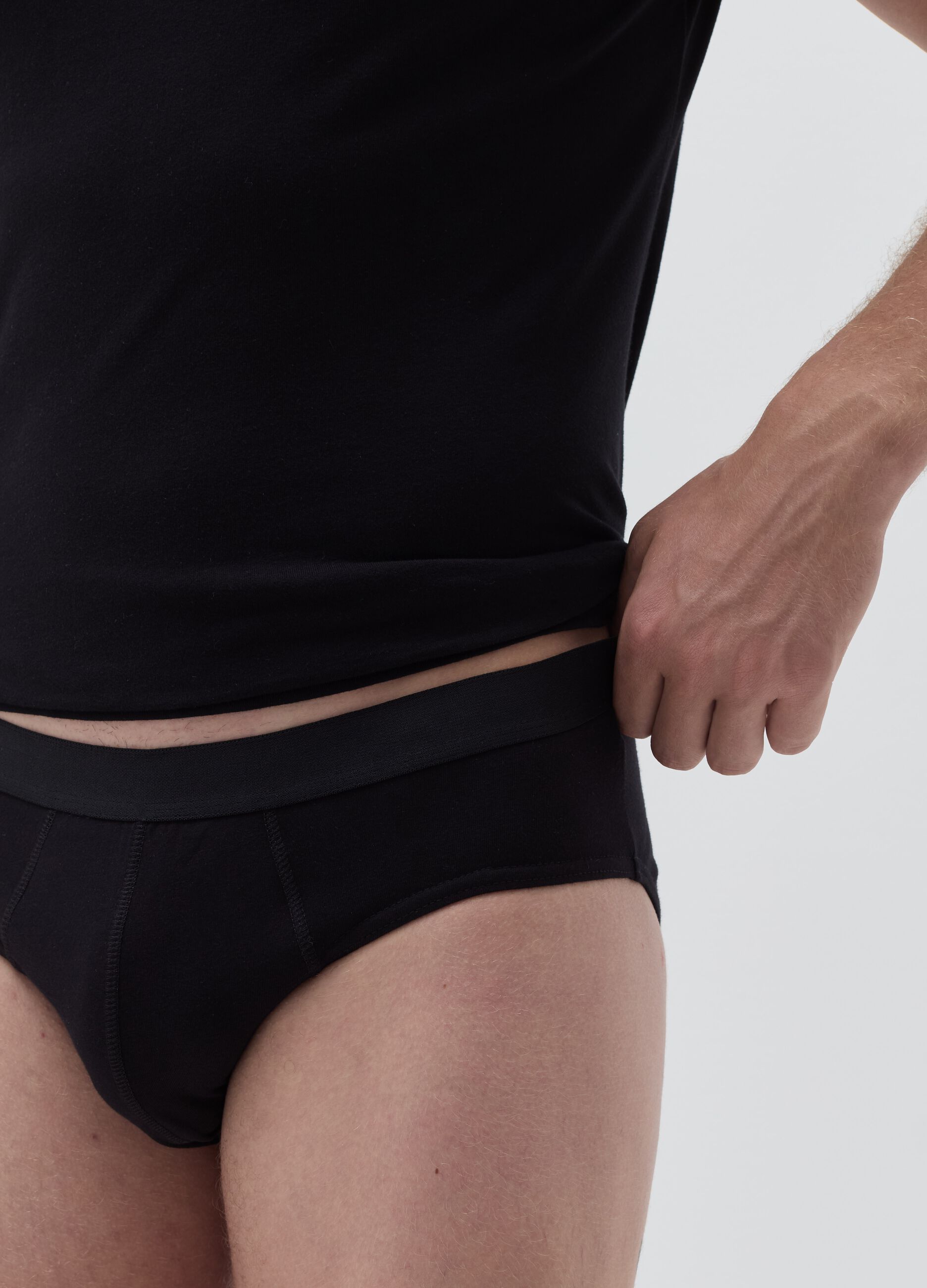 Three-pack briefs with external elastic