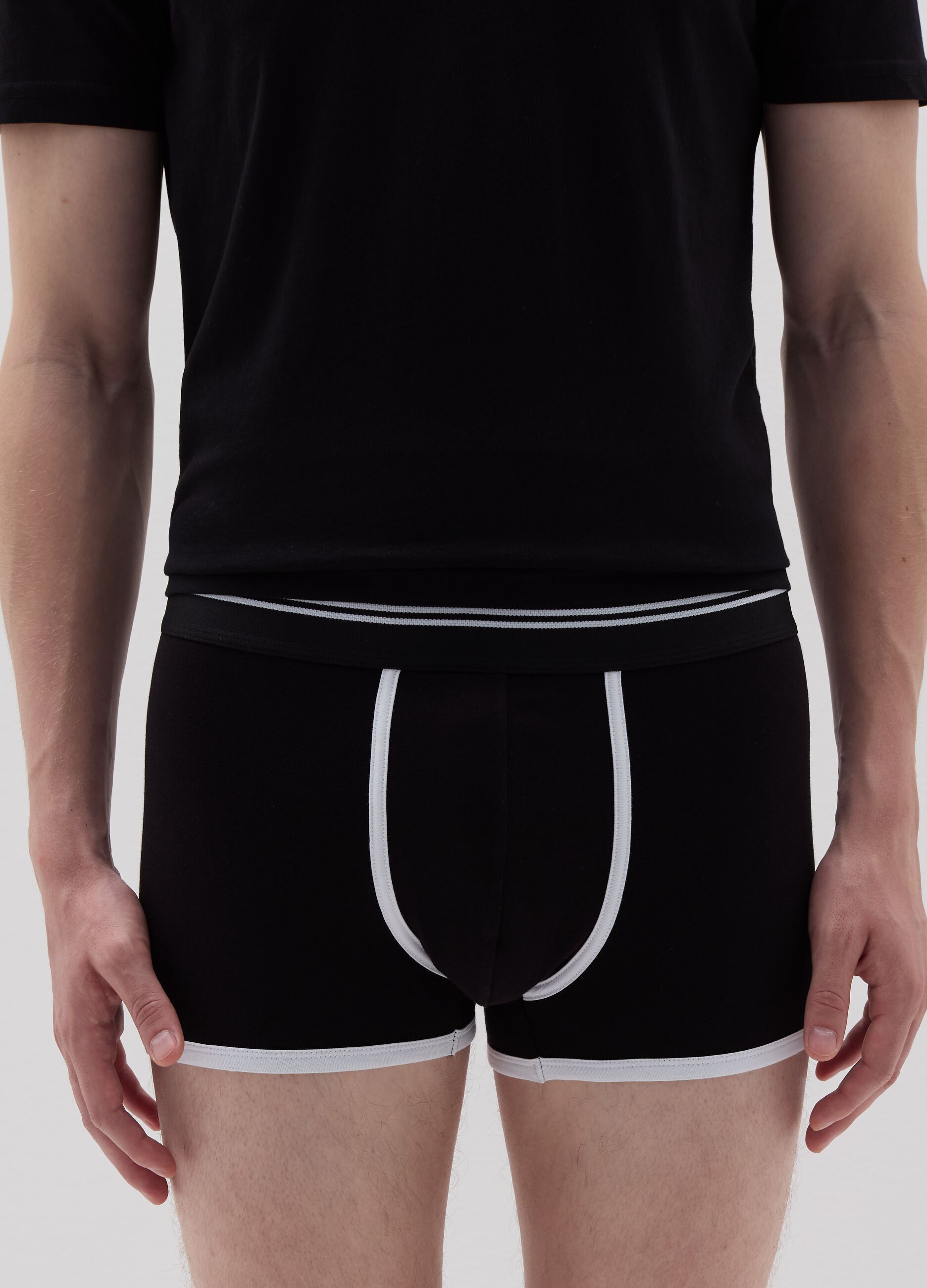 Boxer shorts with contrasting details