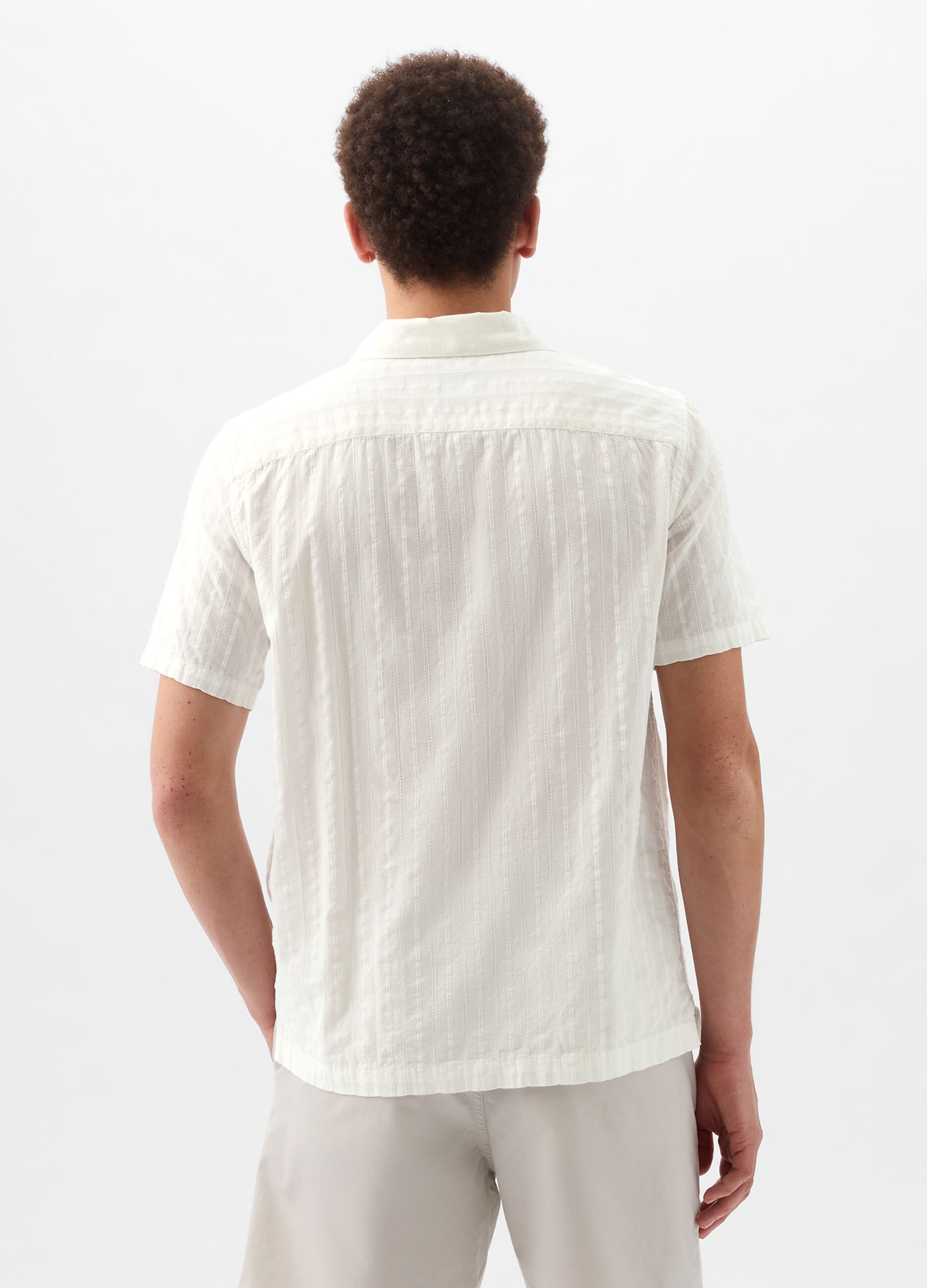 Short-sleeved shirt in cotton dobby