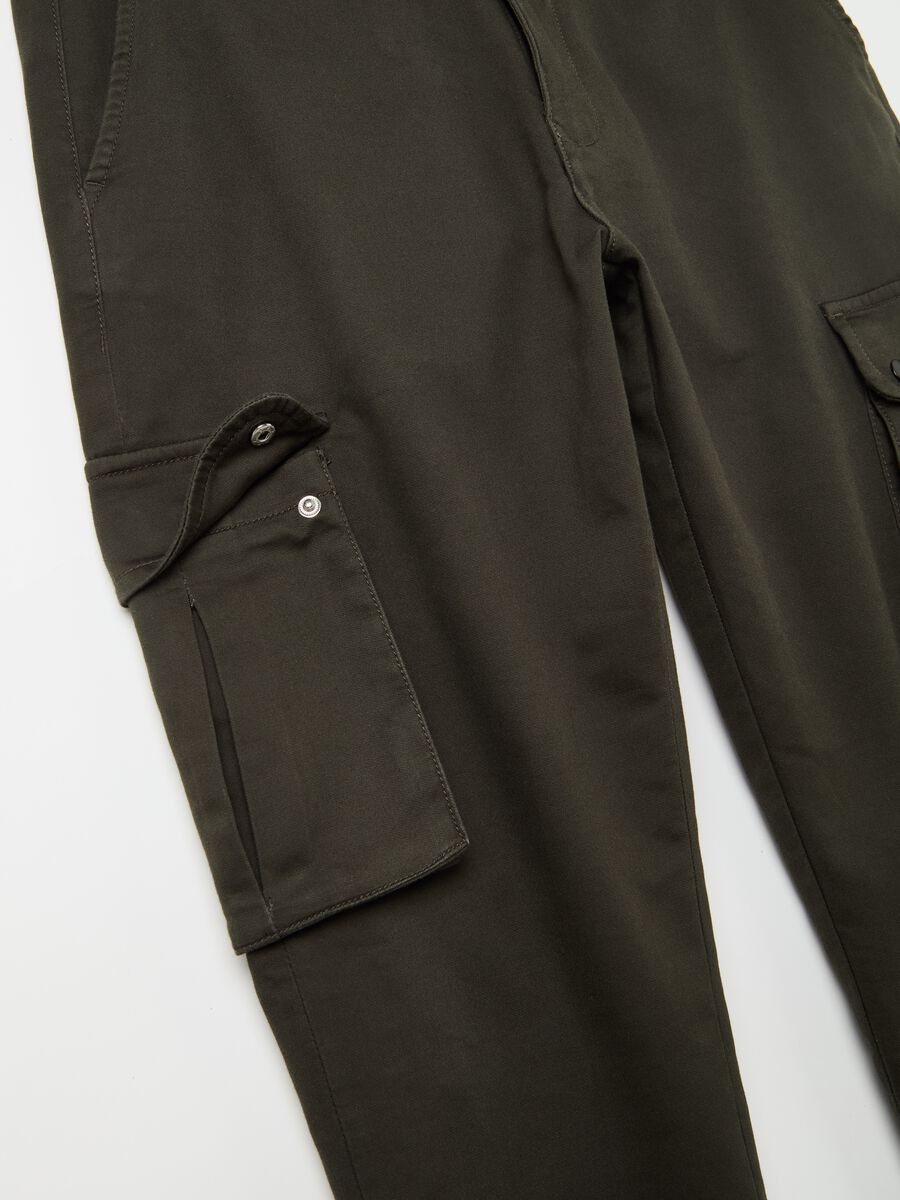 Cargo trousers in stretch cotton_5