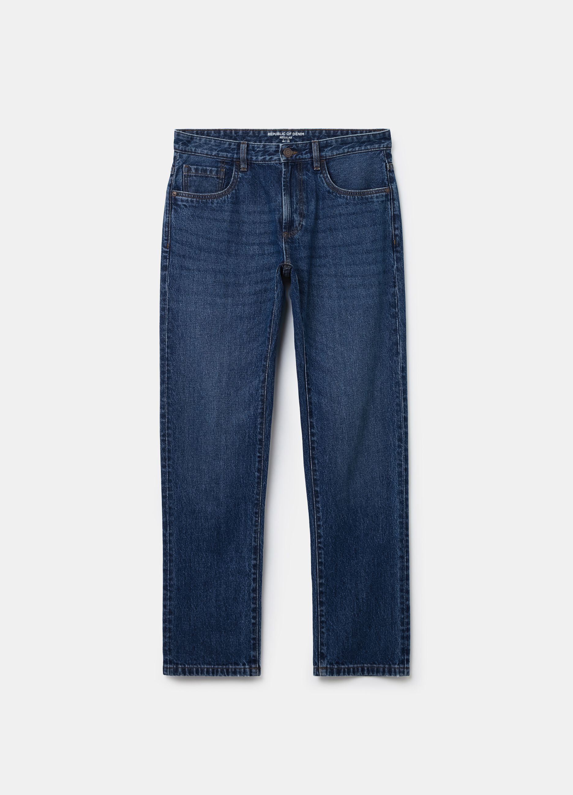 Regular fit jeans with discolouring