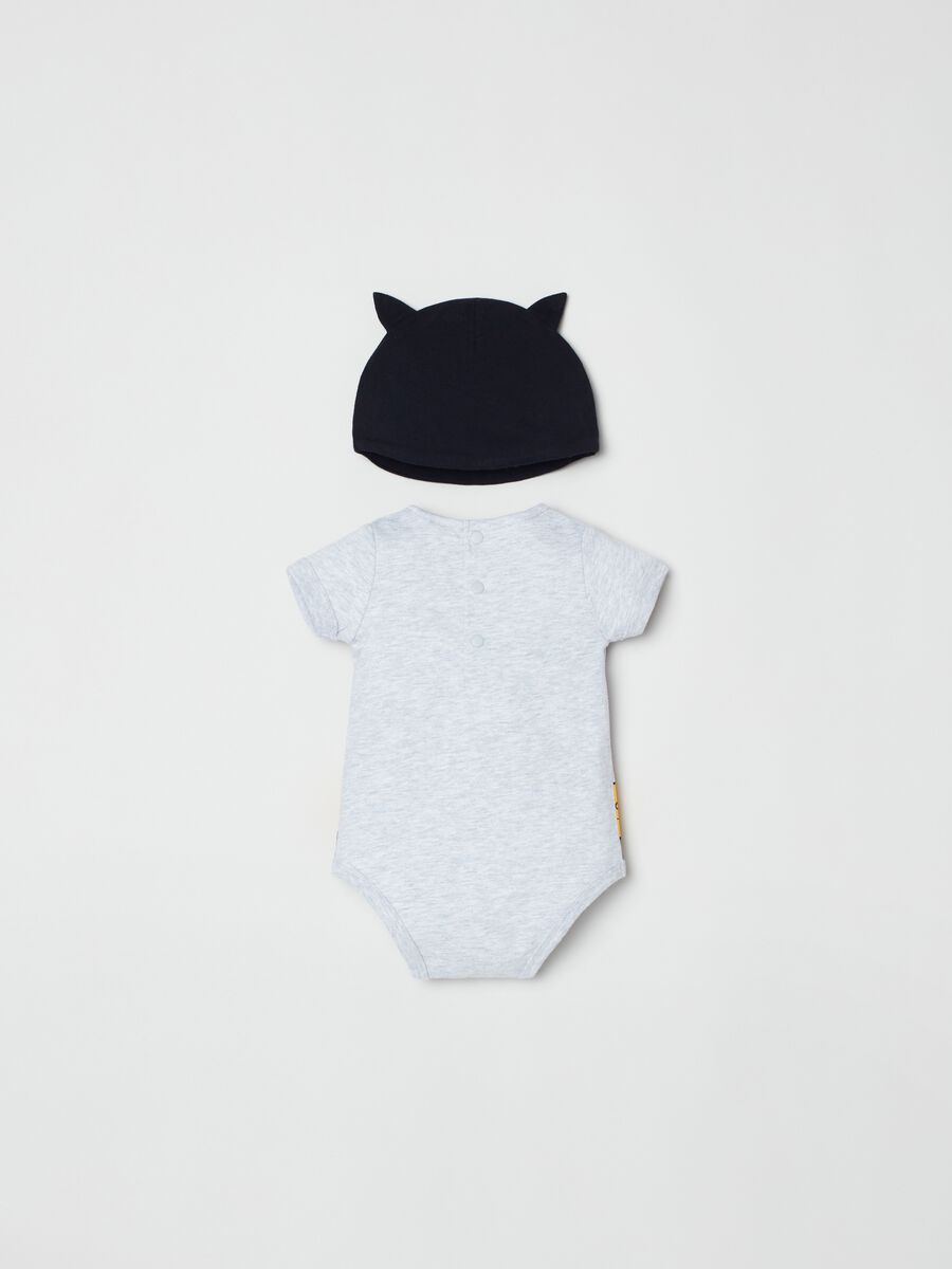 Cotton bodysuit and hat set with Batman print_1