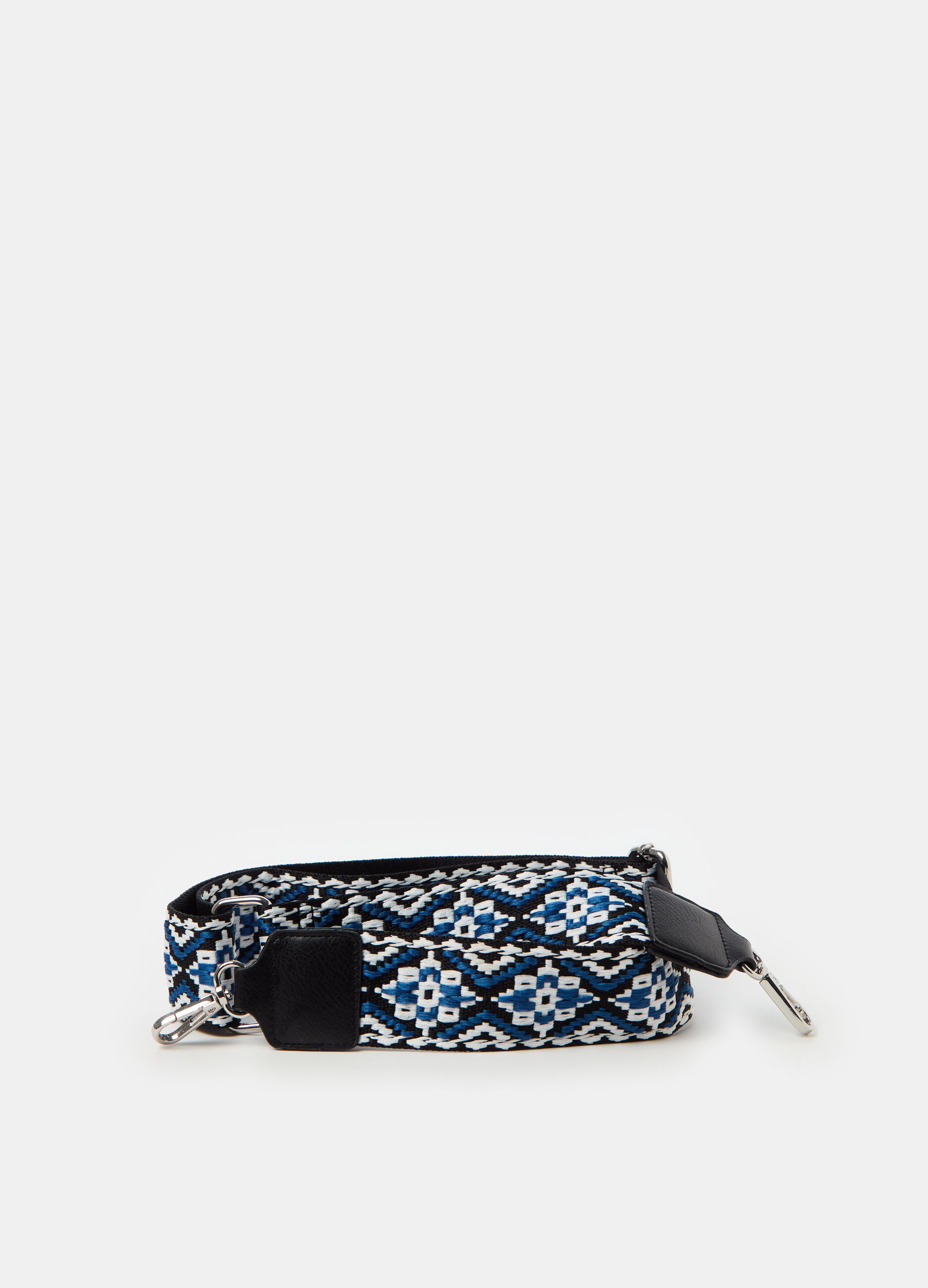 Bag strap with geometric pattern