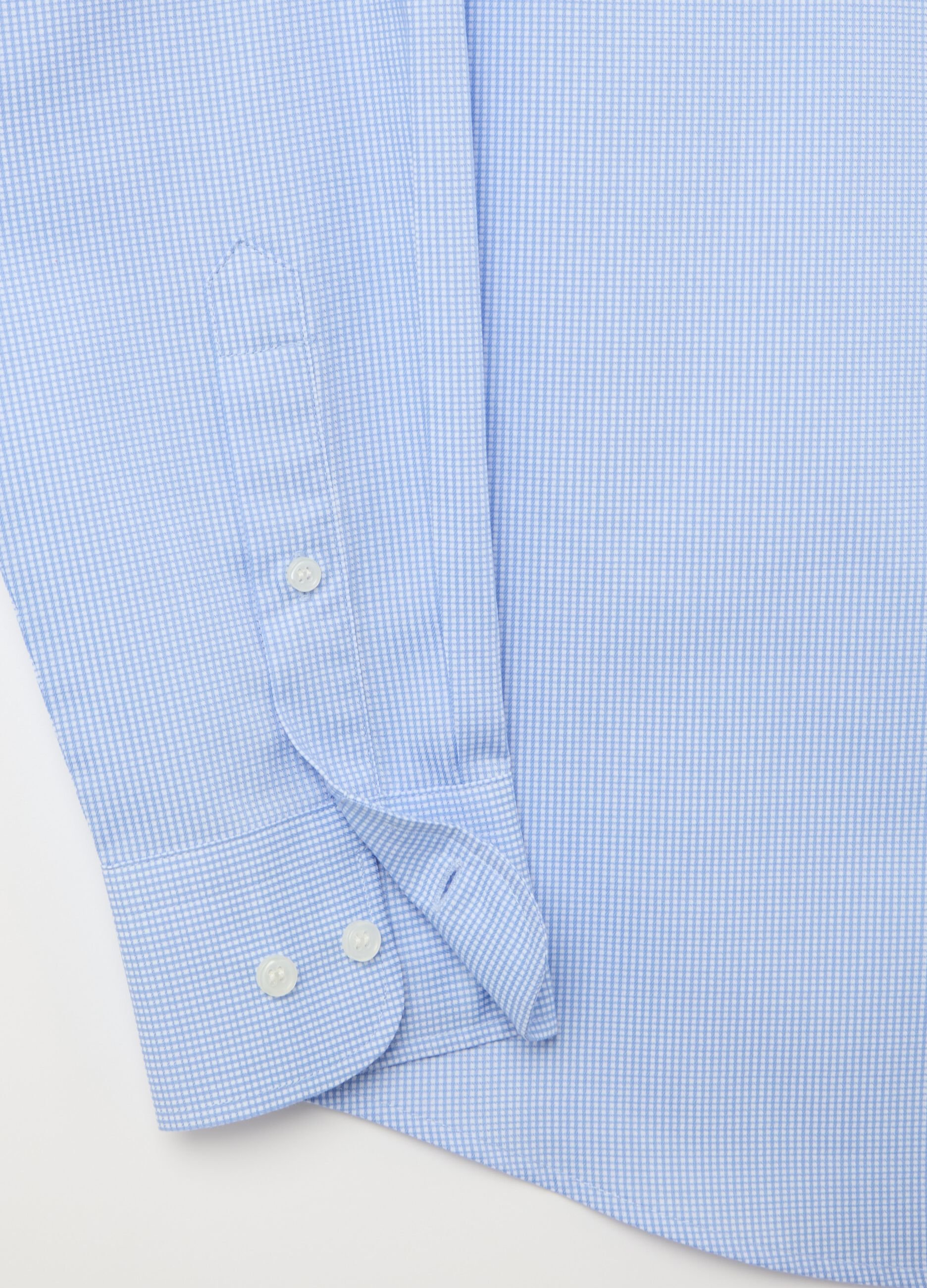 Regular-fit easy-iron shirt with micro check pattern