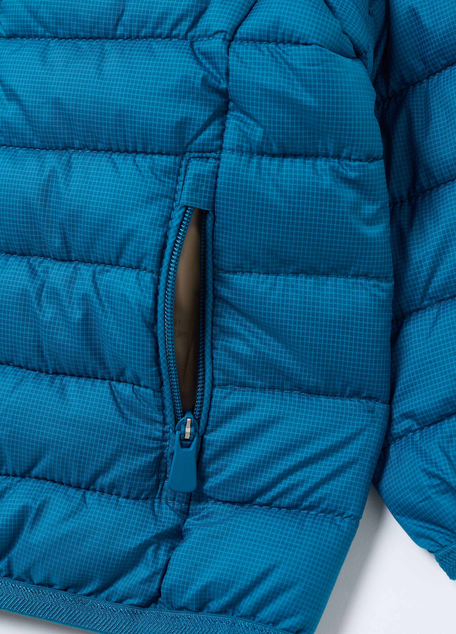 Ultralight down jacket with ripstop weave